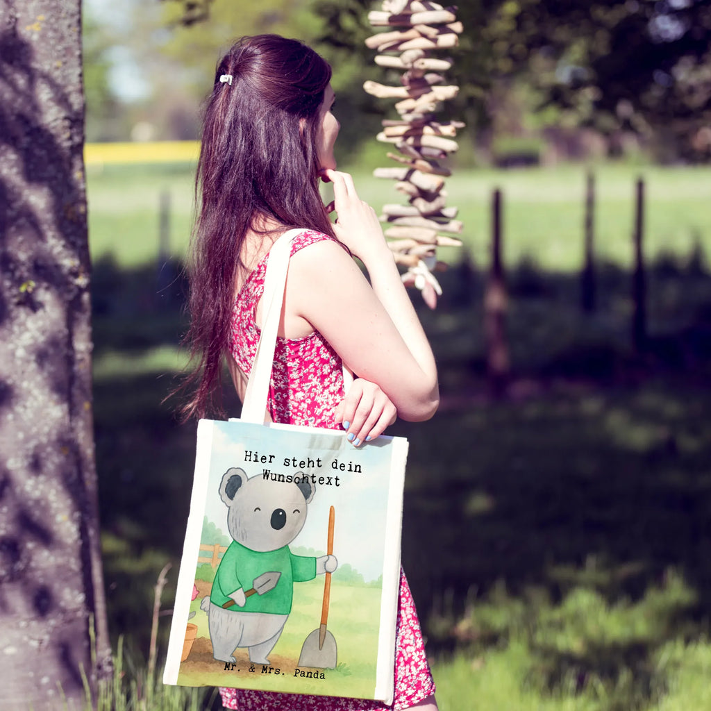 Personalisierte Tragetasche Garten- und Landschaftsbauer Leidenschaft Design Tüte, Statementbeutel, Personalisierte Beuteltasche, Personalisierter Jutebeutel, Umhängetasche, Einkaufsbeutel, Shopper, Einkaufstasche mit Namen, Personalisierte Jutetasche, Schultertasche, Personalisierte Tasche, Personalisierter Stoffbeutel, Tragetasche mit Namen, Personalisierte Kindergartentasche, Personalisierte Einkaufstasche, Stoffbeutel mit Namen, Personalisierter Beutel, Tasche, Strandtasche, Geschenk, Schenken, Jubiläum, Danke, Dankeschön, Beruf, Ausbildung, Abschied, Rente, Kollege, Kollegin, Arbeitskollege, Mitarbeiter, Firma, Hobbygärtner, Gärtnerei, Gärtner, Gartenbau, Garten- und Landschaftsbauer, Gartenplaner