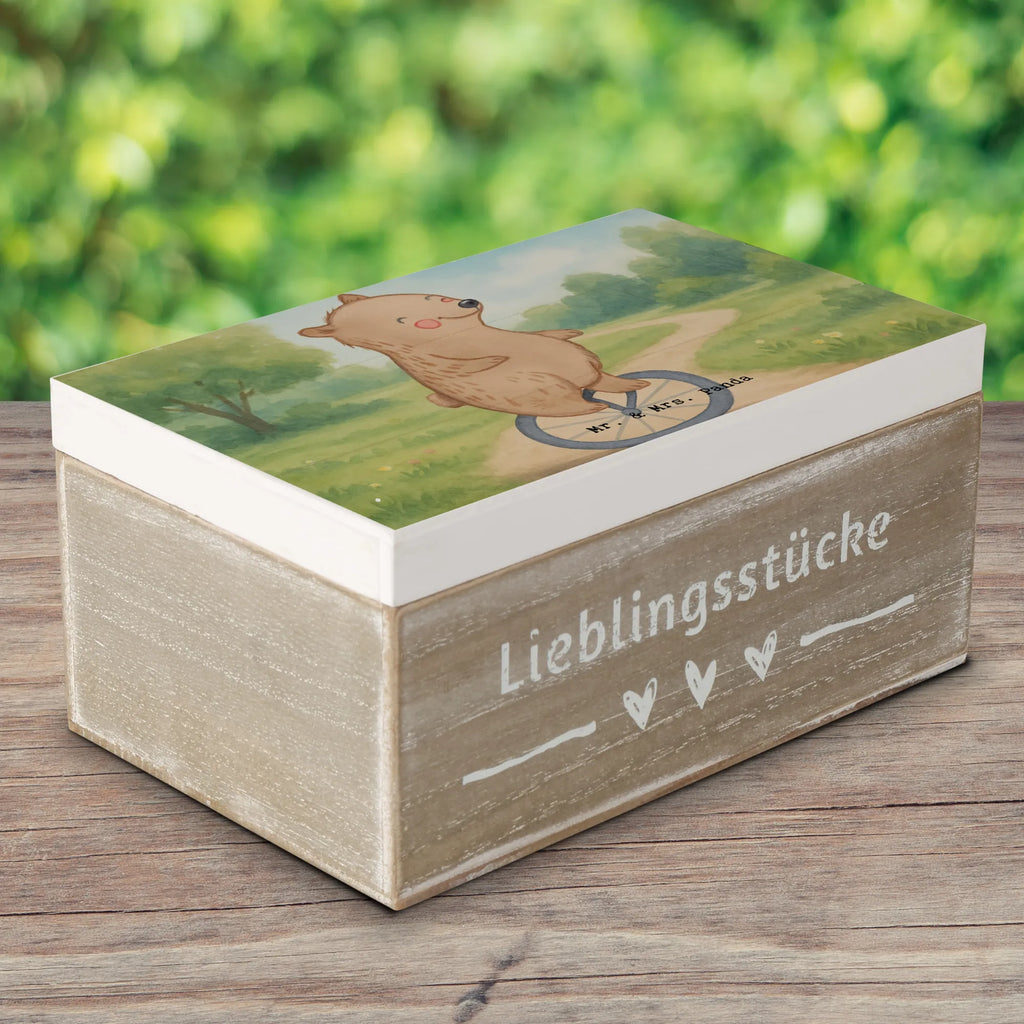 Holzkiste Bär Einrad fahren Design Geschenkbox, aufbewahrungsbox aus holz, deko box, Schatzkiste, holzbox mit deckel, holztruhe, ordnungsbox, Erinnerungskiste, holz aufbewahrungsbox, holzboxen, holzkisten, erinnerungsbox baby, box aus holz, Dekokiste, aufbewahrungsbox holz, Kiste, schmuckkästchen, Erinnerungsbox, Truhe, Holzkiste, erinnerungsbox hochzeit, aufbewahrungskiste, holzkiste mit deckel, Schatulle, dekorative holzkiste, holzbox, Aufbewahrungsbox, Geschenk, Schenken, Sport, Sportart, Hobby, Danke, Dankeschön, Auszeichnung, Gewinn, Sportler, Einrad fahren