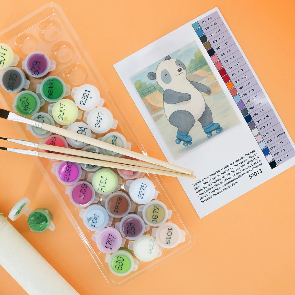 Malen nach Zahlen Panda Inliner fahren Design Basteln, DIY, Künstler, Ausmalbild, Bastelidee, Kreativität, Malen, Malen nach Zahlen, Kunstwerk, Sportler, Schenken, Gewinn, Auszeichnung, Dankeschön, Danke, Hobby, Sportart, Geschenk, Sport, inlinern, Inliner fahren, Rollschuh fahren