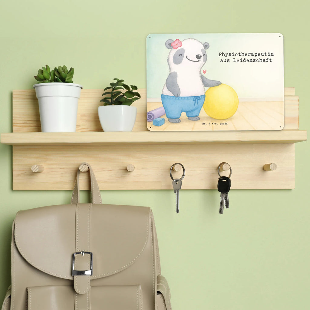 Retro Blechschild Physiotherapeutin Leidenschaft Design Wandschild Metall, Türschild Metall, Blechschild Für Männer, Blechschild, Blechschild Groß, Blechschild Für Frauen, Dekoschild Metall, Blechschild Küche, Blechschild Zum Aufhängen, Blechschild Büro, Schenken, Jubiläum, Danke, Dankeschön, Beruf, Ausbildung, Abschied, Rente, Kollege, Kollegin, Arbeitskollege, Mitarbeiter, Firma, Geschenk