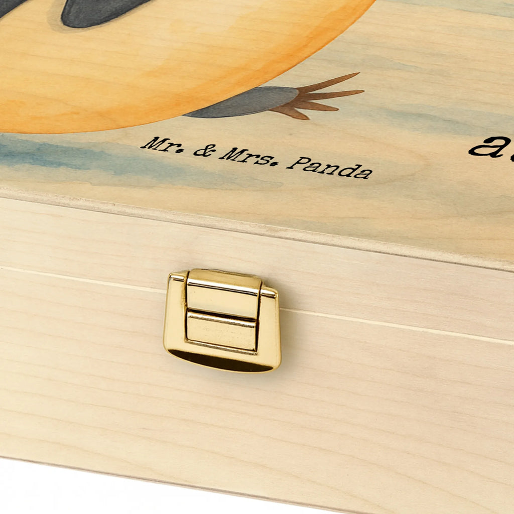 teebox Pinguin marschieren Design tee organizer, aufbewahrungsbox tee, tee organizer box, box für tee, holzteebox, teebox für teebeutel, tee sortierbox, teebeutel organizer, teebeutelbox, teekiste, teebox, teeaufbewahrungsbox, aufbewahrungsbox für teebeutel, teekasten, aufbewahrung tee, teebeutel aufbewahrung, tee kiste, teedose, teebeutel aufbewahrungsbox, vorratsbox tee, holzteekiste, teeaufbewahrung, tee beutel halter, teebeutel behälter, box für teebeutel, teebehälter, Pinguin, Familie, Bruder, Pinguine, Schwester, Langschläfer, Frühaufsteher