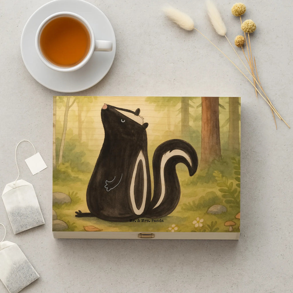  skunk Sit Design know-it-all, stinky, wild animal, predator, law