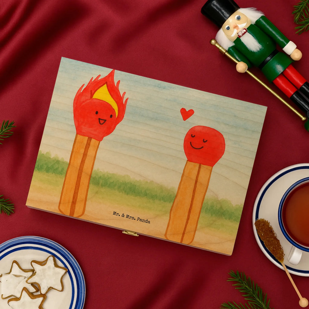 teebox Streichhölzer Design teebeutel aufbewahrungsbox, teebeutel aufbewahrung, box für teebeutel, holzteebox, tee beutel halter, teedose, teebeutelbox, tee organizer box, teebehälter, teebox für teebeutel, teeaufbewahrungsbox, tee organizer, tee kiste, vorratsbox tee, holzteekiste, teeaufbewahrung, box für tee, teebeutel organizer, aufbewahrungsbox tee, teekasten, teebeutel behälter, tee sortierbox, aufbewahrungsbox für teebeutel, teebox, aufbewahrung tee, teekiste, Freundin, Freund, Liebe, Liebesgeschenk, Jahrestag, Verlobung, Partner, Ehemann, Ehefrau, Heiraten, Heiratsantrag, Hocheitstag, Streichhölzer