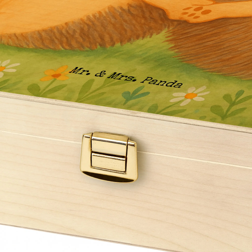 teebox Igel händchenhaltend Design aufbewahrungsbox für teebeutel, teekiste, teebehälter, teekasten, box für tee, teebeutel aufbewahrung, tee beutel halter, teebeutel behälter, teeaufbewahrungsbox, tee kiste, teebeutel aufbewahrungsbox, teeaufbewahrung, teebox, tee organizer, holzteekiste, vorratsbox tee, box für teebeutel, teebeutelbox, tee sortierbox, teebox für teebeutel, aufbewahrungsbox tee, holzteebox, tee organizer box, aufbewahrung tee, teebeutel organizer, teedose, Freundin, Freund, Liebe, Liebesgeschenk, Jahrestag, Verlobung, Partner, Ehemann, Ehefrau, Heiraten, Heiratsantrag, Hocheitstag, Hand in Hand, Hochzeit, Liebesbeweis, Love, Igelliebe, Geschenk für zwei, Igel, Gemeinsamkeit, Lieblingsmensch, Liebesbotschaft, große Liebe