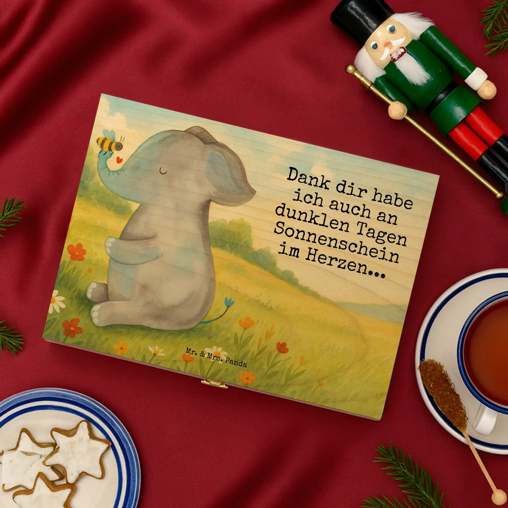 teebox Elefant Biene Design holzteekiste, holzteebox, box für teebeutel, teeaufbewahrungsbox, tee sortierbox, teebeutel aufbewahrungsbox, tee kiste, teekasten, teebeutel behälter, aufbewahrungsbox tee, box für tee, tee organizer, aufbewahrungsbox für teebeutel, teebox für teebeutel, tee beutel halter, teebox, teeaufbewahrung, teebeutelbox, aufbewahrung tee, teebeutel aufbewahrung, teekiste, teebehälter, teebeutel organizer, tee organizer box, vorratsbox tee, teedose, lustige Sprüche, Tiere, Tiermotive, Gute Laune, Liebesgeschenk, Elefant, Liebesbeweis, Biene, Heiratsantrag, Liebesspruch, Liebe, Jahrestag, Hochzeitsgeschenk
