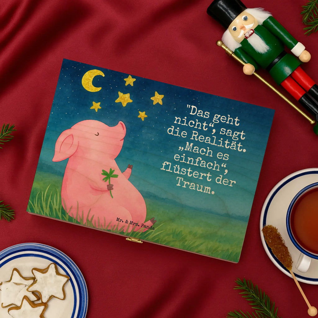 teebox Schwein Glück Design teekasten, tee kiste, tee beutel halter, tee sortierbox, teebox für teebeutel, tee organizer box, box für teebeutel, holzteebox, tee organizer, teebeutel behälter, teedose, teebox, aufbewahrungsbox für teebeutel, teeaufbewahrung, teebeutel organizer, teeaufbewahrungsbox, aufbewahrung tee, teekiste, aufbewahrungsbox tee, holzteekiste, teebeutel aufbewahrung, teebeutel aufbewahrungsbox, box für tee, teebehälter, vorratsbox tee, teebeutelbox, lustige Sprüche, Tiere, Tiermotive, Gute Laune, Glücksbringer, Träume, Schweinchen, Sernchen, Sterne, Glücksschwein. Glück, Motivation, Schwein, Ziele