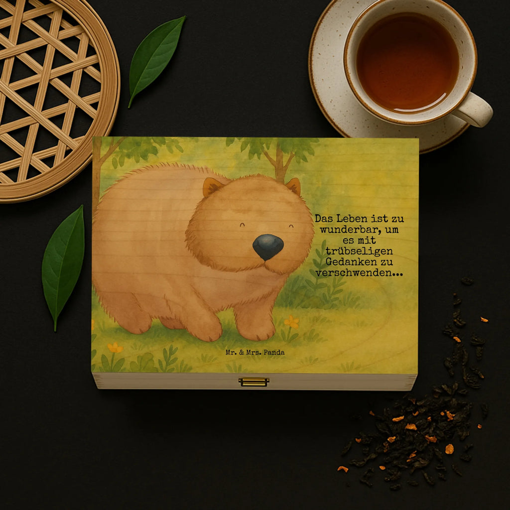 tee organizer Wombat Design tee beutel halter, teebeutel behälter, holzteebox, teedose, vorratsbox tee, teebehälter, tee organizer box, teeaufbewahrung, teebox, teebox für teebeutel, holzteekiste, teebeutel aufbewahrung, aufbewahrung tee, tee sortierbox, aufbewahrungsbox für teebeutel, aufbewahrungsbox tee, box für tee, tee organizer, teebeutelbox, teebeutel organizer, tee kiste, box für teebeutel, teebeutel aufbewahrungsbox, teekasten, teekiste, teeaufbewahrungsbox, lustige Sprüche, Tiere, Tiermotive, Gute Laune, Australien, Spruch, Das Leben ist schön, Wombat, Motivation