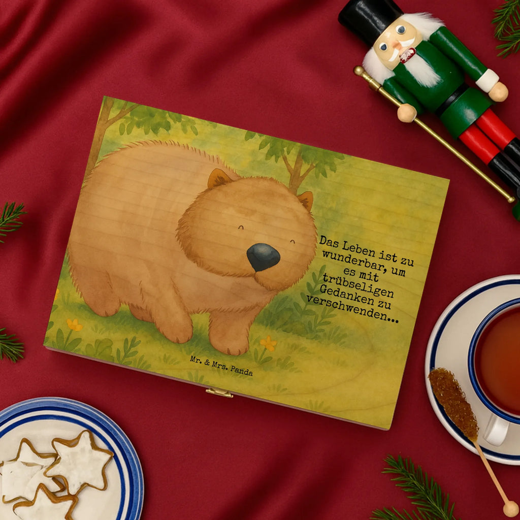 tee organizer Wombat Design tee beutel halter, teebeutel behälter, holzteebox, teedose, vorratsbox tee, teebehälter, tee organizer box, teeaufbewahrung, teebox, teebox für teebeutel, holzteekiste, teebeutel aufbewahrung, aufbewahrung tee, tee sortierbox, aufbewahrungsbox für teebeutel, aufbewahrungsbox tee, box für tee, tee organizer, teebeutelbox, teebeutel organizer, tee kiste, box für teebeutel, teebeutel aufbewahrungsbox, teekasten, teekiste, teeaufbewahrungsbox, lustige Sprüche, Tiere, Tiermotive, Gute Laune, Australien, Spruch, Das Leben ist schön, Wombat, Motivation