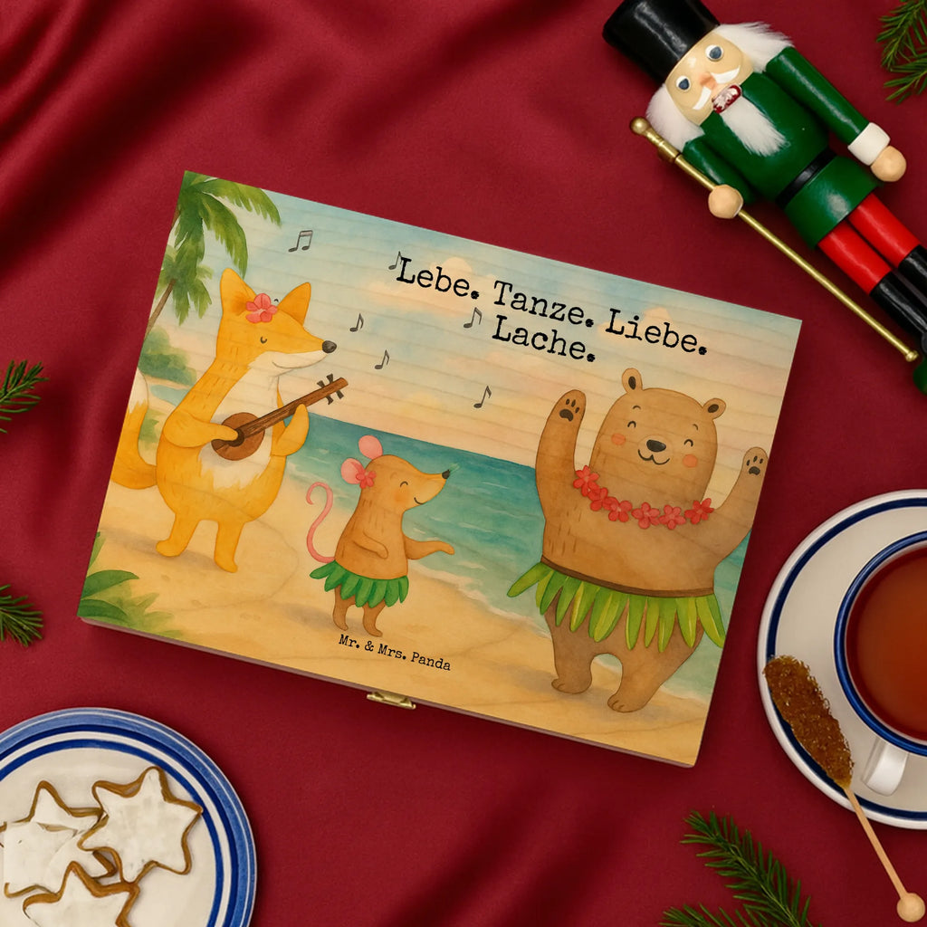 teedose Waldtiere Aloha Design teebox, tee sortierbox, vorratsbox tee, box für teebeutel, teebeutel organizer, teebeutel behälter, aufbewahrungsbox tee, teekasten, teebeutel aufbewahrungsbox, tee beutel halter, teekiste, box für tee, teeaufbewahrung, teebehälter, teedose, teebox für teebeutel, tee organizer box, holzteekiste, tee organizer, teebeutel aufbewahrung, teebeutelbox, teeaufbewahrungsbox, aufbewahrung tee, aufbewahrungsbox für teebeutel, holzteebox, tee kiste, lustige Sprüche, Tiere, Tiermotive, Gute Laune, Igel, Leben, Waldtiere, Lachen, Tanzen, Bär, Musik, Hase, Wald, Aloha