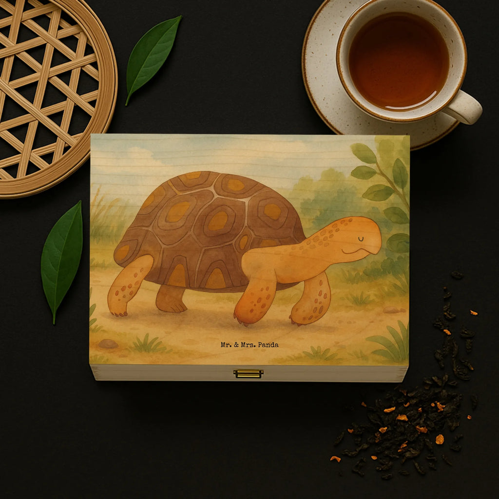 teebeutelbox Schildkröte Marschieren Design holzteekiste, teebeutelbox, aufbewahrungsbox für teebeutel, teebeutel aufbewahrung, teedose, box für tee, tee kiste, holzteebox, tee beutel halter, teebehälter, teebox für teebeutel, teebeutel organizer, tee organizer box, teeaufbewahrung, aufbewahrung tee, teekiste, teebox, teekasten, tee organizer, teeaufbewahrungsbox, teebeutel aufbewahrungsbox, aufbewahrungsbox tee, box für teebeutel, vorratsbox tee, teebeutel behälter, tee sortierbox, Meer, Urlaub, Meerestiere, Schildkröte, Inspiration, Neustart, Schildkröten, Abenteuer, Reiselust, Motivation, Lieblingsmensch, get lost