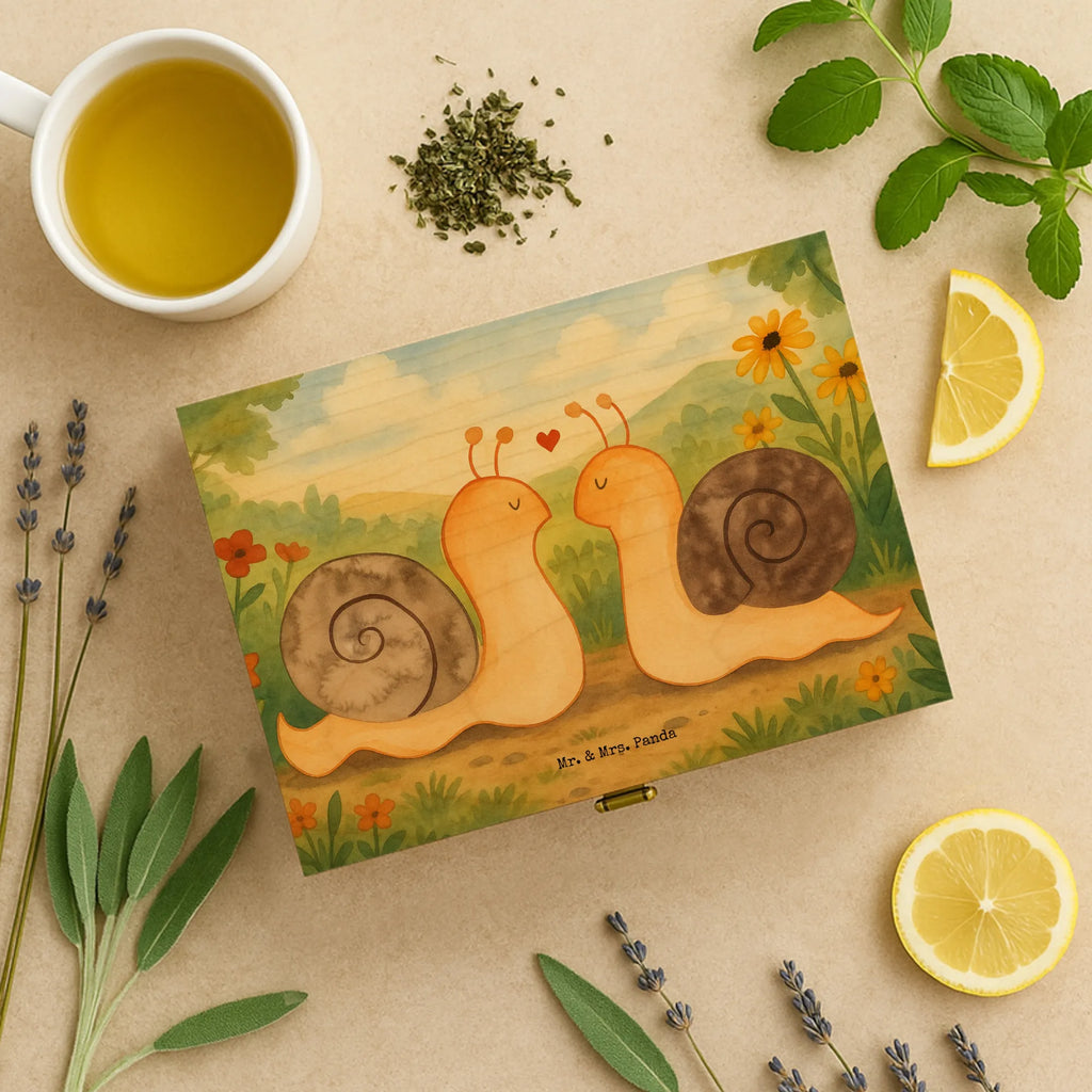 tee organizer Schnecken Liebe Design vorratsbox tee, teebehälter, teeaufbewahrung, tee sortierbox, holzteebox, teekasten, aufbewahrungsbox tee, tee beutel halter, aufbewahrung tee, teebeutel aufbewahrung, box für teebeutel, teebeutelbox, teebeutel behälter, teedose, tee kiste, teekiste, teebeutel organizer, holzteekiste, tee organizer box, teebeutel aufbewahrungsbox, teebox, tee organizer, teebox für teebeutel, aufbewahrungsbox für teebeutel, teeaufbewahrungsbox, box für tee, Freundin, Freund, Liebe, Liebesgeschenk, Jahrestag, Verlobung, Partner, Ehemann, Ehefrau, Heiraten, Heiratsantrag, Hocheitstag