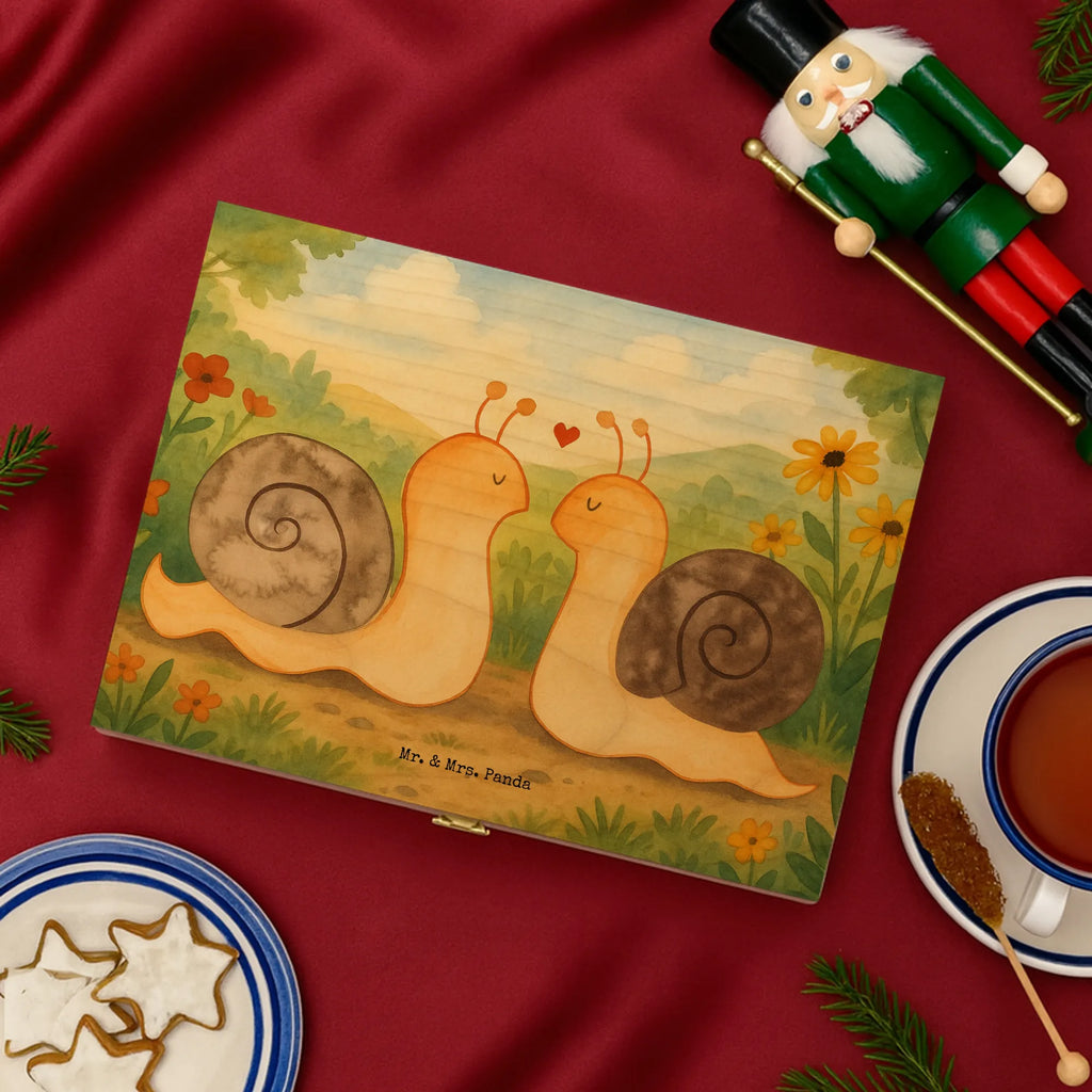 tee organizer Schnecken Liebe Design vorratsbox tee, teebehälter, teeaufbewahrung, tee sortierbox, holzteebox, teekasten, aufbewahrungsbox tee, tee beutel halter, aufbewahrung tee, teebeutel aufbewahrung, box für teebeutel, teebeutelbox, teebeutel behälter, teedose, tee kiste, teekiste, teebeutel organizer, holzteekiste, tee organizer box, teebeutel aufbewahrungsbox, teebox, tee organizer, teebox für teebeutel, aufbewahrungsbox für teebeutel, teeaufbewahrungsbox, box für tee, Freundin, Freund, Liebe, Liebesgeschenk, Jahrestag, Verlobung, Partner, Ehemann, Ehefrau, Heiraten, Heiratsantrag, Hocheitstag