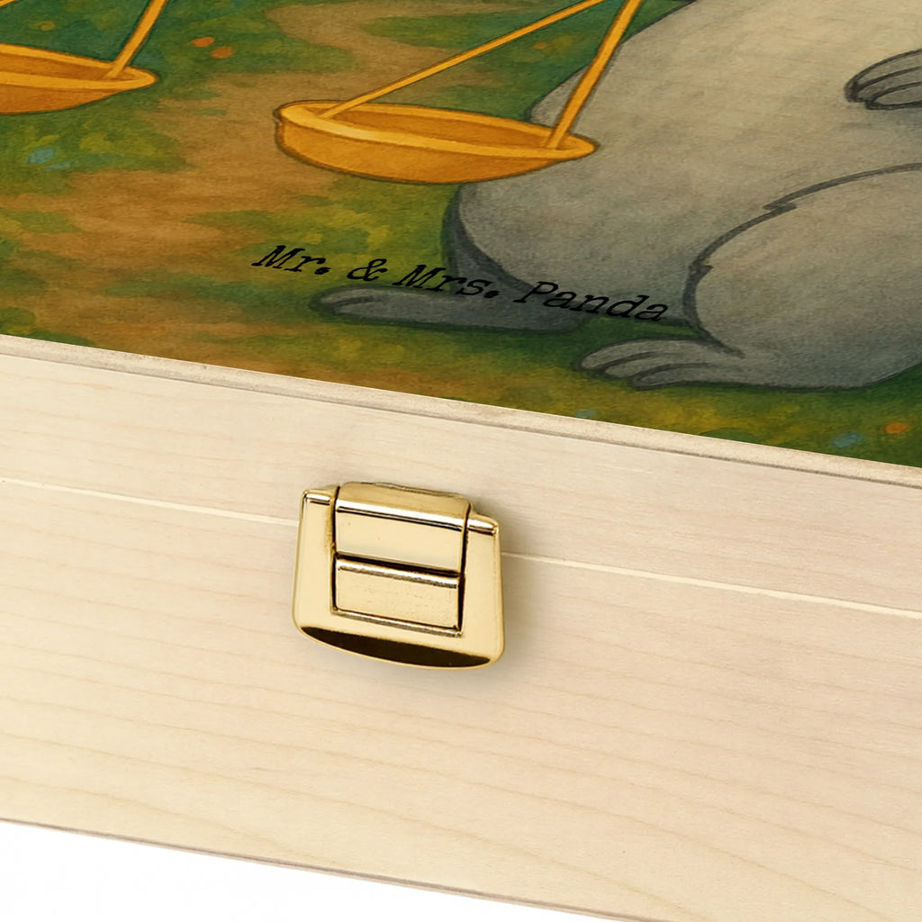 teebox Waage Astrologie Design teebehälter, aufbewahrung tee, teebeutel organizer, tee organizer, holzteekiste, teebeutelbox, teekasten, box für tee, teebeutel aufbewahrung, teebox, vorratsbox tee, tee organizer box, teebeutel behälter, tee kiste, teebox für teebeutel, teeaufbewahrungsbox, tee beutel halter, holzteebox, aufbewahrungsbox tee, aufbewahrungsbox für teebeutel, tee sortierbox, teedose, teekiste, box für teebeutel, teebeutel aufbewahrungsbox, teeaufbewahrung, Sternzeichen, Tierkreiszeichen, Horoskop, Astrologie, Aszendent, Waage, Geschenk zum Geburtstag, Geschenk, Geburtstagsgeschenk