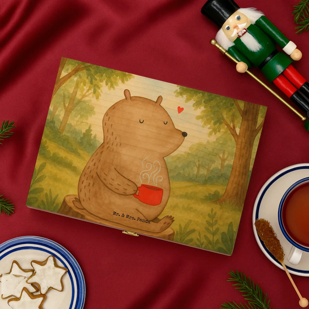 Teebox Holz Bär Kaffee Design tee organizer, teebeutel aufbewahrung, teebox, teeaufbewahrungsbox, teebeutel organizer, teebehälter, teebeutel behälter, teebeutel aufbewahrungsbox, tee organizer box, aufbewahrungsbox für teebeutel, tee sortierbox, teedose, aufbewahrungsbox tee, teekiste, aufbewahrung tee, box für teebeutel, teeaufbewahrung, teekasten, box für tee, tee kiste, teebox für teebeutel, teebeutelbox, holzteebox, tee beutel halter, vorratsbox tee, holzteekiste, Teddy, Bär, Teddybär, guten Morgen, Morgenroutine, Kaffee, Bären, Coffee, Motivation, Welt retten, Welt erobern