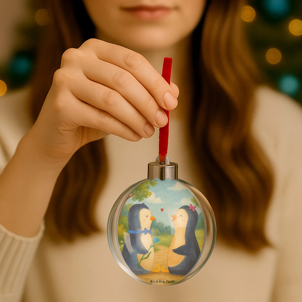 Weihnachtskugel Pinguin Pärchen Design christbaum anhänger, deko kugel, dekohänger, Dekokugel, kunststoffkugel, christbaumkugel, weihnachtsdeko kugeln, kugel weihnachten, weihnachtsbaum anhänger, weihnachtskugeln deko, baumkugel, christbaumkugeln, hängekugel, weihnachtskugeln, transparente weihnachtskugel, weihnachtsbaumkugel, baumanhänger, baum anhänger, weihnachtsbaumkugeln, baumkugeln, Weihnachtskugel, plastik weihnachtskugel, weihnachtskugel deko, weihnachtskugel transparent, dekokugeln, weihnachtsanhänger, kunststoff weihnachtskugel, Pinguin, Pinguine, Verlobung, Hochzeit, Traumpaar, Hochzeitsgeschenk, Liebesgeschenk, Liebe, Jahrestag, Liebesbeweis, Liebespaar, Hochzeitstag, Große Liebe