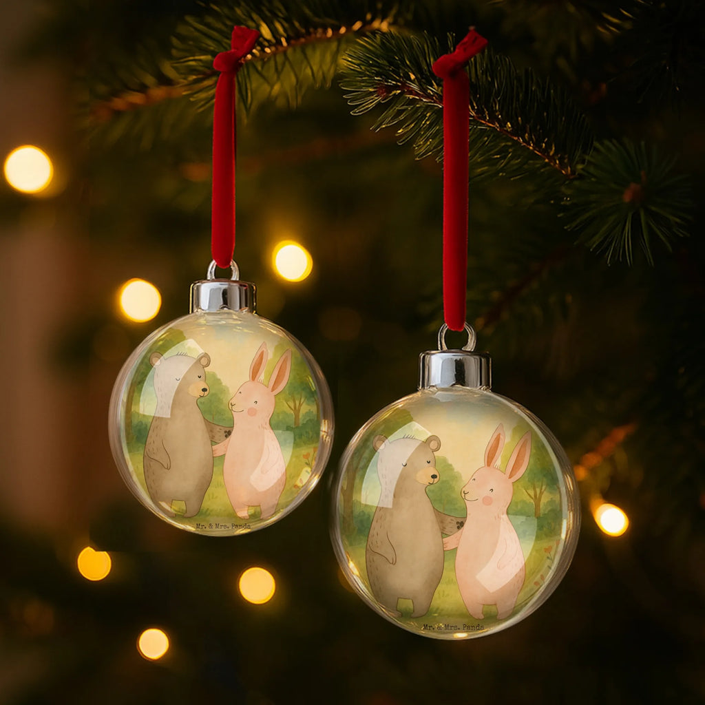 Weihnachtskugel Bär und Hase Umarmen Design dekokugeln, weihnachtsanhänger, dekohänger, deko kugel, weihnachtskugeln, weihnachtskugel deko, weihnachtsbaum anhänger, weihnachtskugeln deko, christbaumkugeln, weihnachtsbaumkugeln, baumkugel, hängekugel, kunststoff weihnachtskugel, christbaum anhänger, baumanhänger, baumkugeln, weihnachtskugel transparent, kunststoffkugel, christbaumkugel, weihnachtsdeko kugeln, transparente weihnachtskugel, plastik weihnachtskugel, Dekokugel, Weihnachtskugel, weihnachtsbaumkugel, baum anhänger, kugel weihnachten, Freundin, Freund, Liebe, Liebesgeschenk, Jahrestag, Verlobung, Partner, Ehemann, Ehefrau, Heiraten, Heiratsantrag, Hocheitstag, Hase, Freunde, Best Friends, Bärchen, Bester Freund, Bär