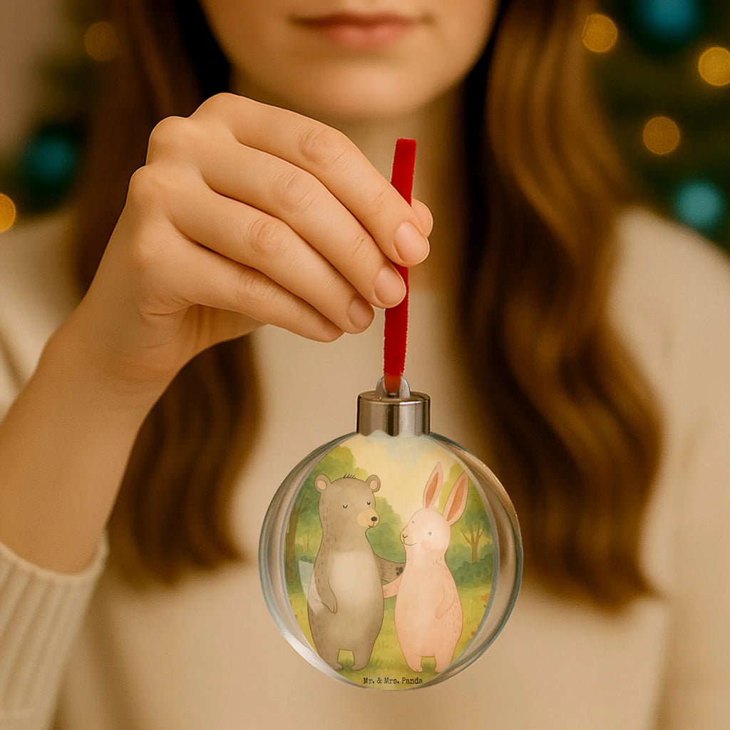 Weihnachtskugel Bär und Hase Umarmen Design dekokugeln, weihnachtsanhänger, dekohänger, deko kugel, weihnachtskugeln, weihnachtskugel deko, weihnachtsbaum anhänger, weihnachtskugeln deko, christbaumkugeln, weihnachtsbaumkugeln, baumkugel, hängekugel, kunststoff weihnachtskugel, christbaum anhänger, baumanhänger, baumkugeln, weihnachtskugel transparent, kunststoffkugel, christbaumkugel, weihnachtsdeko kugeln, transparente weihnachtskugel, plastik weihnachtskugel, Dekokugel, Weihnachtskugel, weihnachtsbaumkugel, baum anhänger, kugel weihnachten, Freundin, Freund, Liebe, Liebesgeschenk, Jahrestag, Verlobung, Partner, Ehemann, Ehefrau, Heiraten, Heiratsantrag, Hocheitstag, Hase, Freunde, Best Friends, Bärchen, Bester Freund, Bär