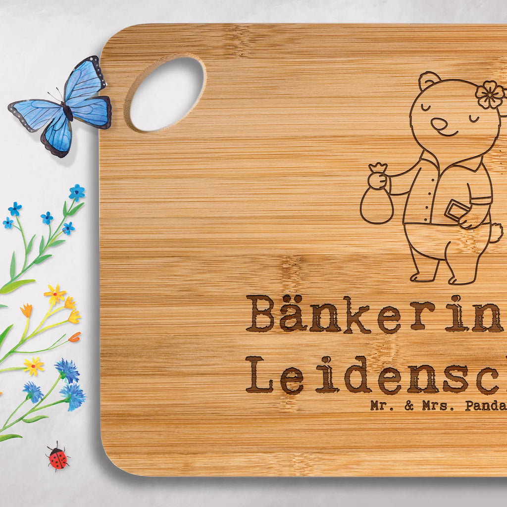 Frühstücksbrettchen Bänkerin Leidenschaft buchenholz schneidebrett, Servierbrett, holz brotbrett, buchenholzbrett, buche schneidebrett, küchenbrett holz, Holzbrettchen, brotzeitbrettchen, vesperbrettchen, holzschneidebrett, servierbrettchen, holz schneidbrett, holz brotzeitbrett, Küchenbrett, Schneidebrett, Frühstücksbrettchen, holz küchenbrett, snackbrett, holz frühstücksbrett, Brotzeitbrett, schneidebrettchen, vesperbrett, massivholzbrett, Holzbrett Frühstück, schneidbrett, holz jausenbrett, holz vesperbrett, jausenbrett, massivholz schneidebrett, holz servierbrett, Holzbrett, brotbrett, frühstücksbrett holz, Frühstücksbrett, Schneidebrett Holz, küchenholzbrett, Holz Frühstücksbrettchen, Geschenk, Schenken, Jubiläum, Danke, Dankeschön, Beruf, Ausbildung, Abschied, Rente, Kollege, Kollegin, Arbeitskollege, Mitarbeiter, Firma, Bankangestellte, Bankfachfrau, Bankberaterin, Bänkerin