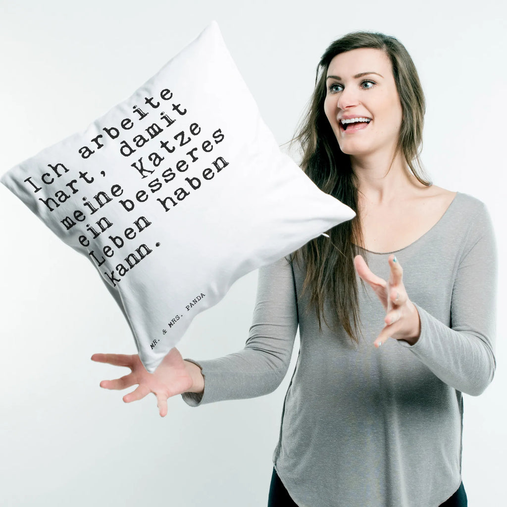 40x40 poduszka Ich arbeite hart, damit... Przysłowie, przysłowia, zabawne przysłowia, mądrości, cytaty, prezenty z przysłowiami