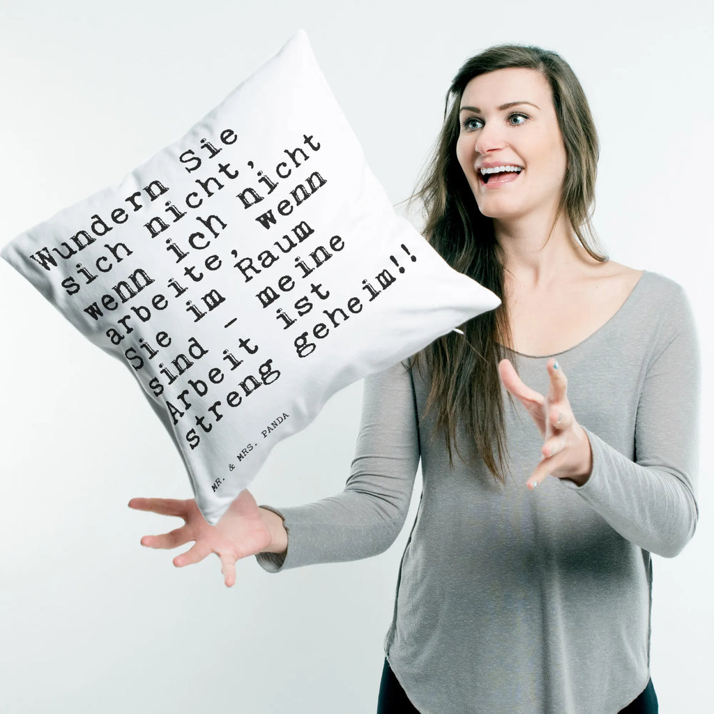 40x40 Kissen Sprüche und Zitate Wundern Sie sich nicht, wenn ich nicht arbeite, wenn Sie im Raum sind - meine Arbeit ist streng geheim!! Sofakissen, Dekokissen, Kissen 40x40 Waschbar, Kissen, Couchkissen, Motivkissen, Kissenhülle 40x40, Dekokissen 40x40, Kissen 40x40, sofakissen, Kissenhülle, sitzkissen, Sofakissen 40x40, Dekokissen Sofa, Kissenbezüge, Kopfkissen 40x40, Zierkissen, Kopfkissen, Kissenbezug 40x40, Spruch, Sprüche, lustige Sprüche, Weisheiten, Zitate, Spruch Geschenke, Spruch Sprüche Weisheiten Zitate Lustig Weisheit Worte