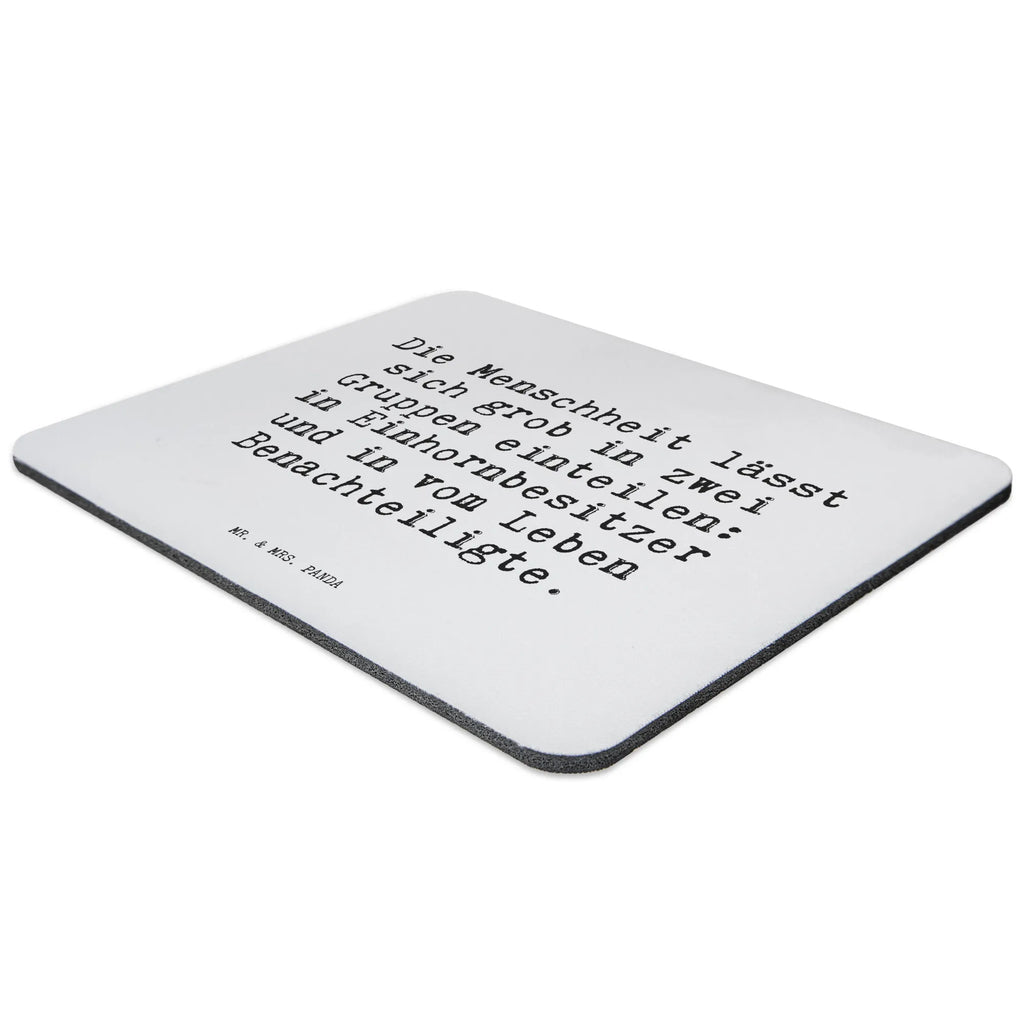 Mauspad Sprüche und Zitate Die Menschheit lässt sich grob in zwei Gruppen einteilen: in Einhornbesitzer und in vom Leben Benachteiligte. Büroausstattung, Mauspad, Mousepad, Mausunterlage, Einzigartiges Mauspad, Mauspad Büro, PC Zubehör, Arbeitszimmer, Designer Mauspad, Computer zubehör, Spruch, Sprüche, lustige Sprüche, Weisheiten, Zitate, Spruch Geschenke, Spruch Sprüche Weisheiten Zitate Lustig Weisheit Worte