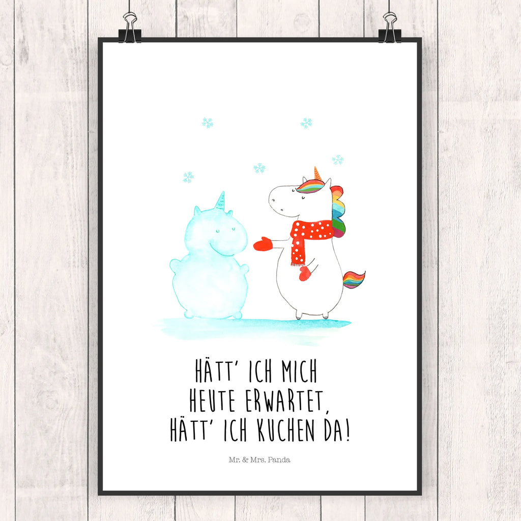 Poster unicorn snowman Wanddeko Bild, Wandposter, kunst für die wand, drucke, Posterdruck, Kunstdruck, Bild für Wand, grafikposter, kunstposter, Mr. & Mrs. Panda Poster, kunstdruck poster, Wanddekoration, wanddeko, Deko Bild, Bild, wanddruck, Poster, Plakat, wandkunst, Designposter, Wandschmuck, Wandbild, Einhorn Deko, Einhörner, Einhorn, Unicorn, kalt, Handschuhe, Mütze, Winter, Schnee, Schneemann, Kuchen, Weihnachten, X-Mas