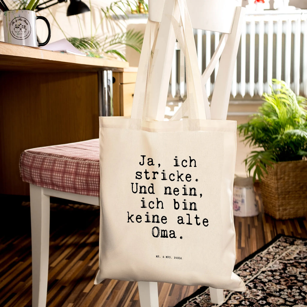 Torba Ja, ich stricke. Und... Freizeittasche, universaltasche, Uni Tasche, tragbeutel, Baumwollbeutel, freizeitbeutel, umhängetasche baumwolle, studententasche, schultertasche baumwolle, Stoffbeutel, Einkaufstasche, Shopping Tasche, Stoff-Tragetasche, Tasche, Baumwolltasche, einkaufsshopper, Jutetasche, textiltasche, Tote Bag, Stofftasche, Baumwoll-Shopper, Schultertasche, Schulbeutel, Baumwoll-Tragetasche, beutel baumwolle, henkeltasche baumwolle, Laptoptasche, canvas tasche, schulterbeutel, baumwoll shopper, Strandtasche, Einkaufsbeutel, textilbeutel, Tüte, totebag, stofftasche baumwolle, dokumententasche, campus tasche, umhängebeutel, festival tasche, tragetasche baumwolle, einkaufstasche baumwolle, Unitasche, Beutel, Einkaufstüte, Jutebeutel, stoff shopper, Alltagstasche, festivaltasche, Tragetasche, Umhängetasche, Shopper, tasche baumwolle, Büchertasche, Schultasche, Henkeltasche, Sprüche, Lustige Sprüche, Weisheiten, Zitate, Spruch, Spruch Geschenke, Spruch Sprüche Weisheiten Zitate Lustig Weisheit Worte