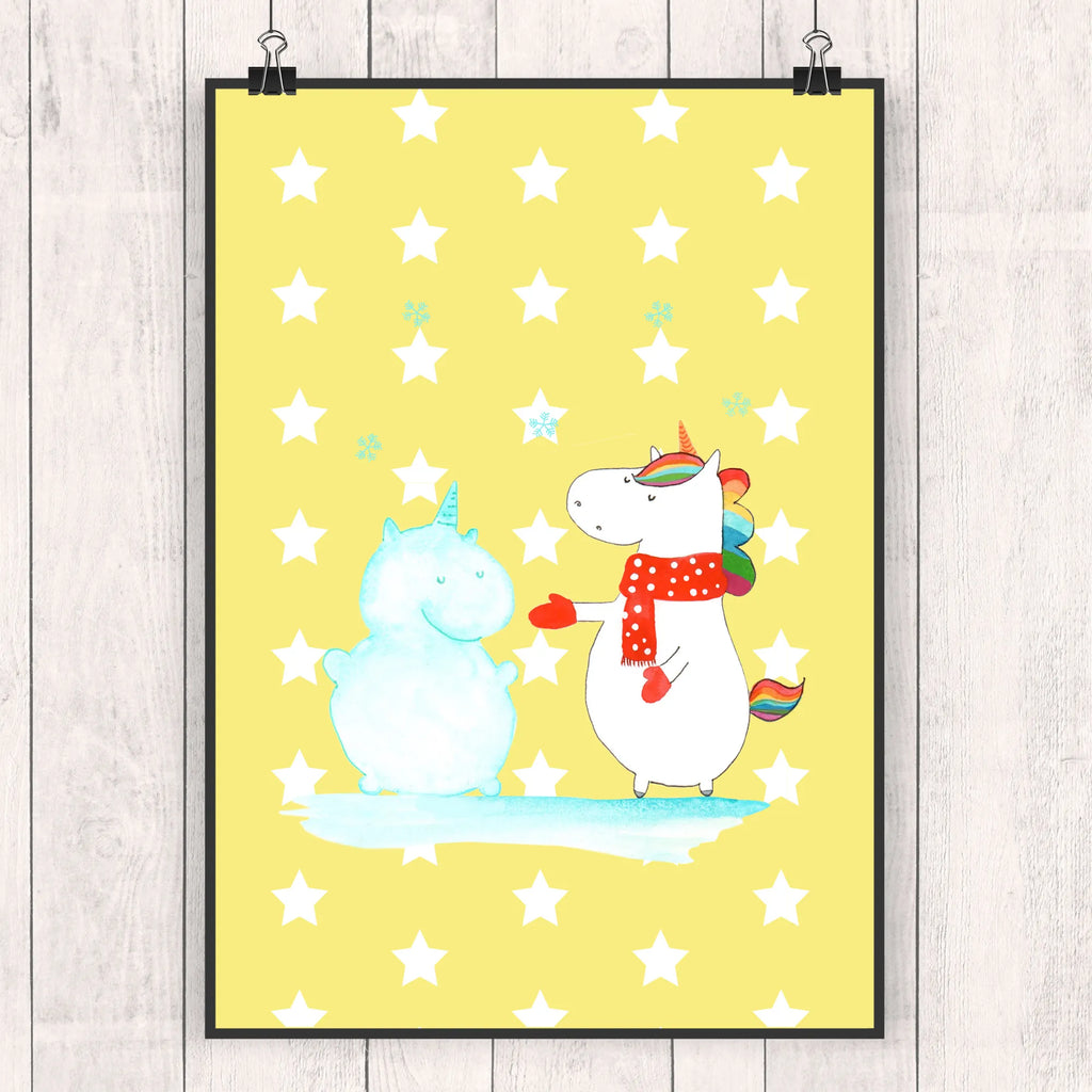Poster unicorn snowman Wanddeko Bild, Wandposter, kunst für die wand, drucke, Posterdruck, Kunstdruck, Bild für Wand, grafikposter, kunstposter, Mr. & Mrs. Panda Poster, kunstdruck poster, Wanddekoration, wanddeko, Deko Bild, Bild, wanddruck, Poster, Plakat, wandkunst, Designposter, Wandschmuck, Wandbild, Einhorn Deko, Einhörner, Einhorn, Unicorn, kalt, Handschuhe, Mütze, Winter, Schnee, Schneemann, Kuchen, Weihnachten, X-Mas