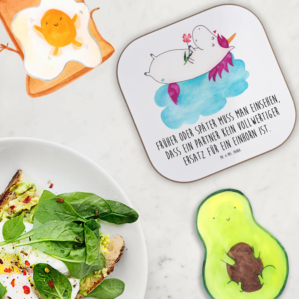 Quadratische Untersetzer Einhorn verliebt auf Wolke Glasuntersetzer, Untersetzer für Gläser, Untersetzer Holz, Untersetzer aus Holz, Holzuntersetzer, Untersetzer Design, Korkuntersetzer, Untersetzer, Bierdeckel, Getränkeuntersetzer, Tassen Untersetzer, Untersetzer Gläser, Einhorn, Einhörner, Einhorn Deko, Unicorn, Liebesbeweis, Liebe, verliebt, Wolke, Freundin