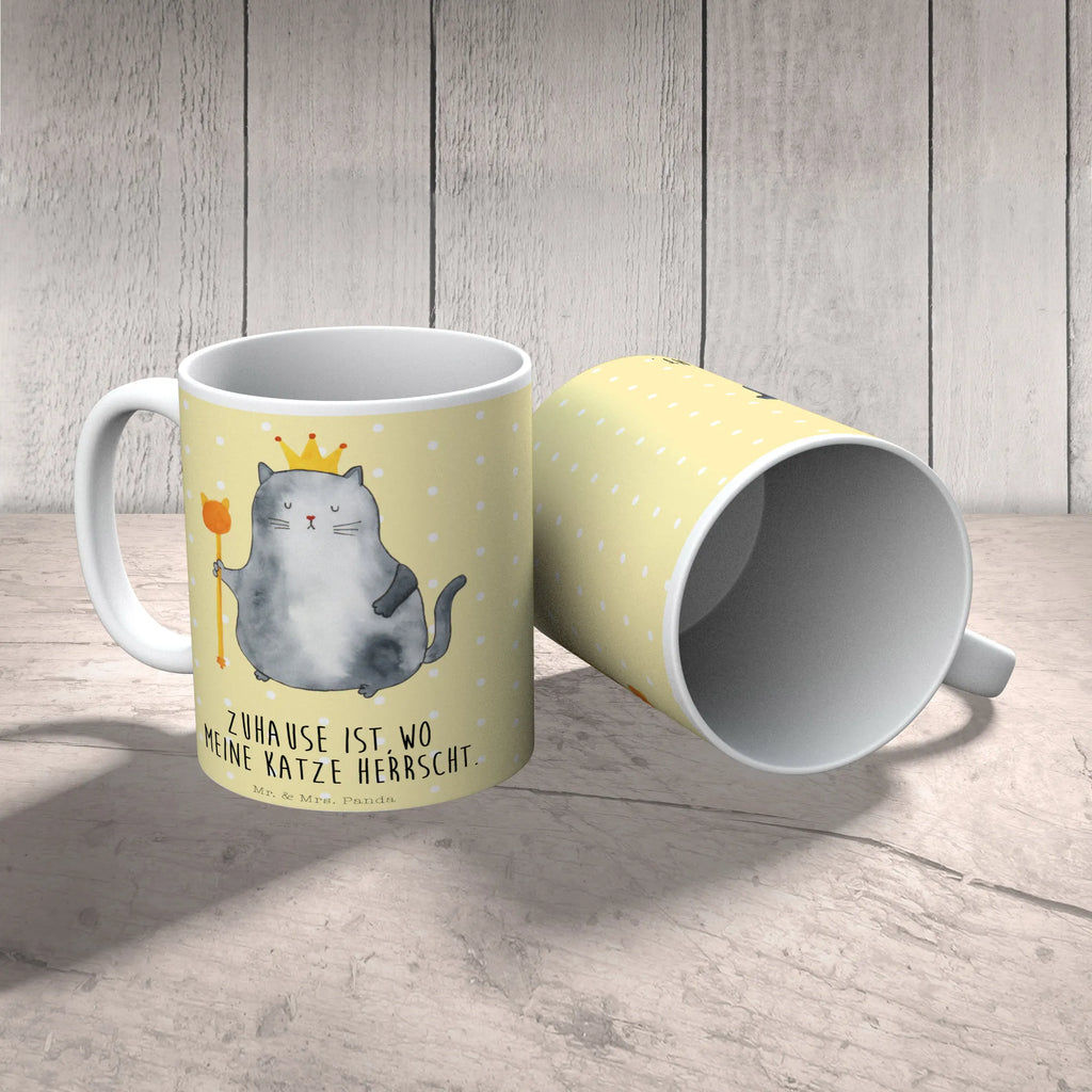 Mug Cat king Keramiktasse, Geschenktasse, Kaffeetasse, Bürotasse, Tasse mit Zitaten, Tasse mit Motiven, Porzellantasse, Teetasse, Tasse, Katze, Katzenmotiv, Katzenfan, Katzendeko, Katzenfreund, Katzenliebhaber, Katzenprodukte, Katzenartikel, Katzenaccessoires, Katzensouvenirs, Katzenliebhaberprodukte, Katzenmotive, Mietzhaus, Mietze, Katzenbesitzerin, Königin, Familie, Queen, Kater, Cats, Umzug, erste eigenen Wohnung, Katzenhalter, Wohnung, Haustier, Einzug, König, Cat, Katzen