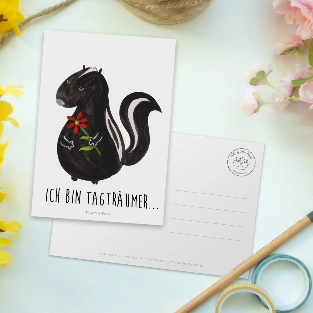 Pocztówka skunks kwiat Fotokarte, Ansichtskarten, Postkarte, bildkarte, Postkarten, Kunstkarten, Designkarte, spruchkarte, einzelkarte, Ansichtskarte, kunstkarte, Motivkarte, Grußkarte, Stinktier, Skunk, Dreams, Stinki, Tagträumer, Stinker, Wildtier, Verträumt, Raubtier, Träume