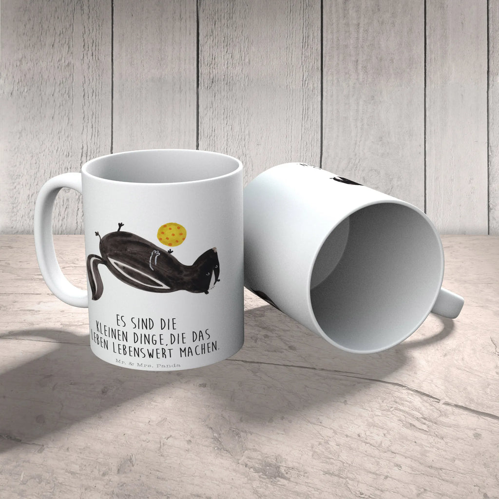 Mug skunk ball Mug, design tasse, Keramiktasse, Henkeltasse, kaffeebecher keramik, Tasse, kaffeetasse bedruckt, Kaffeetasse, tasse für kaffee, Keramikbecher, Tasse mit Motiv, kaffeebecher bedruckt, Designtasse, haferl, milchkaffeetasse, Bürotasse, tasse für büro, hochwertige tasse, Trinktasse, Teepott, Bürobecher, Frühstückstasse, Teetasse, Motivtasse, Sprüchetasse, Tasse mit Spruch, Kaffeebecher, Teebecher, heißgetränkebecher, Henkelbecher, Pott, Trinkbecher, Dekotasse, Coffee Mug, Geschenktasse, Becher, Kaffeepott, Bedruckte Tasse, Kakaotasse, schöne tasse, statement tasse, kaffeetasse keramik, Frühstücksbecher, Skunk, Stinktier, Raubtier, Weisheit, Wildtier, Stinki, Stinker, Verspielt