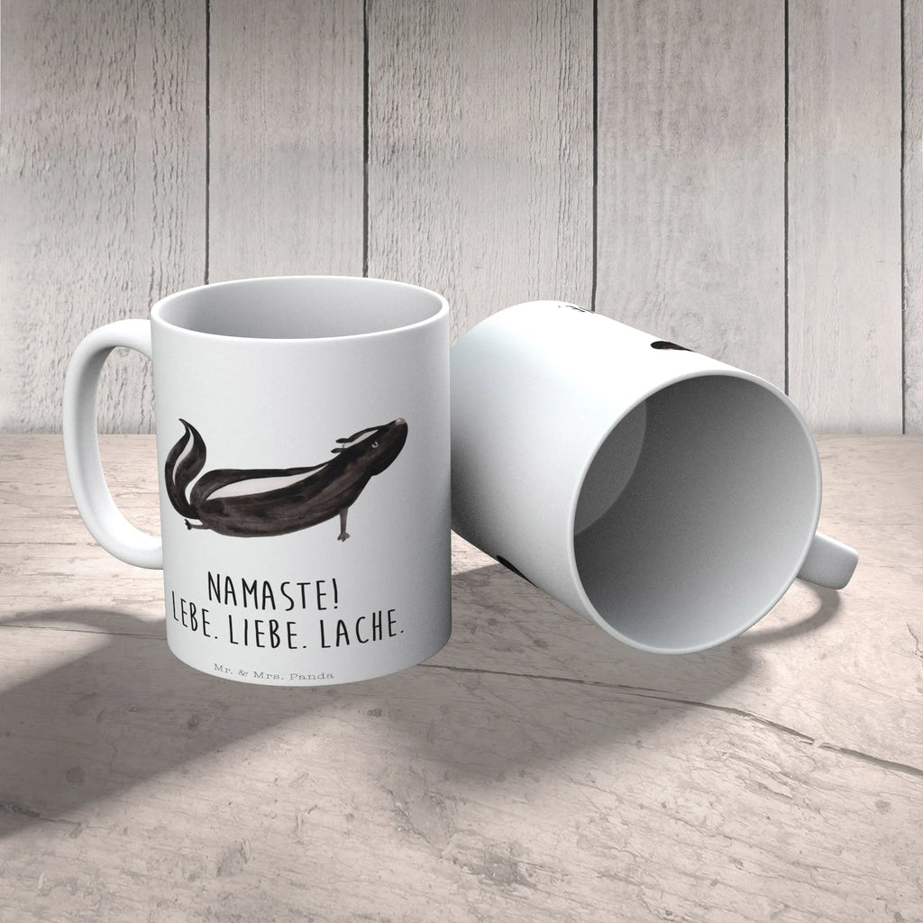 Kubek skunks Joga Mug, Motivtasse, Bürotasse, Pott, design tasse, Tasse mit Spruch, Bürobecher, Tasse mit Motiv, kaffeebecher bedruckt, Frühstückstasse, heißgetränkebecher, schöne tasse, Bedruckte Tasse, kaffeetasse bedruckt, Trinktasse, Kakaotasse, Kaffeetasse, Teetasse, Keramiktasse, Dekotasse, haferl, Designtasse, tasse für kaffee, milchkaffeetasse, Trinkbecher, Sprüchetasse, Coffee Mug, Teepott, Henkeltasse, statement tasse, Tasse, Keramikbecher, kaffeetasse keramik, hochwertige tasse, Henkelbecher, kaffeebecher keramik, Kaffeebecher, Kaffeepott, Frühstücksbecher, Teebecher, Geschenktasse, tasse für büro, Becher, Stinktier, Skunk, Liebe, Lebe, Stinker, Lache, Raubtier, Stinki, Yoga, Wildtier, Namaste