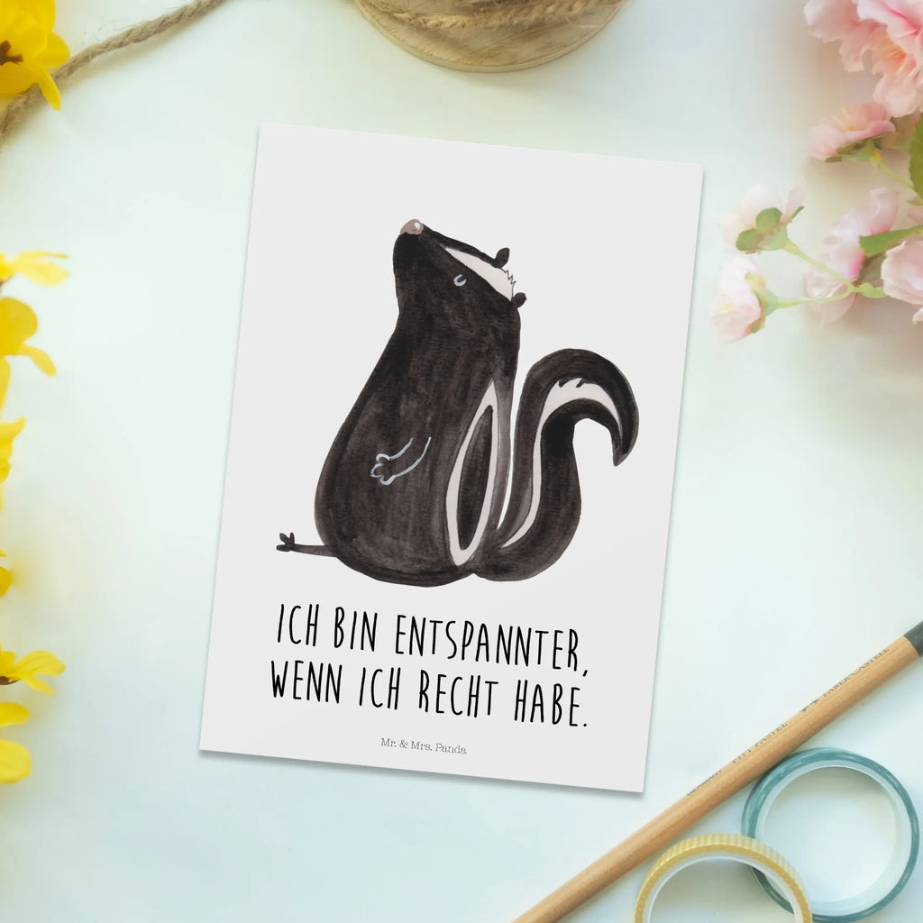 Postcard skunk Sit Karte, Geburtstagskarte, Dankeskarte, Ansichtskarten, Grußkarte, Einladungskarten Geburtstag, Einladung Geburtstag, Ansichtskarte, Einladung, Geschenkkarte, Postkarte, Einladungskarte, Stinktier, Skunk, Stinker, Besserwisser, Wildtier, Stinki, Raubtier, Recht, Spruch, Büro
