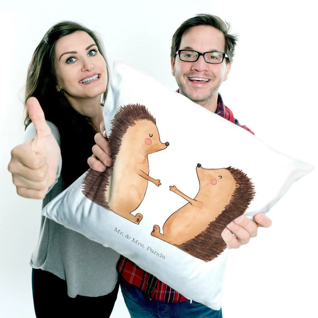 40x40 Kissen Igel Liebe Mikrofaser Kissen, Kissen 40x40, microfaser kopfkissen, Polsterkissen, Couchkissen, Kopfkissen 40x40, sofa kissen, wohnzimmer kissen, Kissen, deko kissen, kuschel kissen, Motivkissen, Dekokissen, couch kissen, Dekokissen 40x40, Sofakissen 40x40, kissen für sofa, couchkissen 40x40, kissen mikrofaser, kissen 40 x 40, kissen für couch, Kuschelkissen, microfaser sofakissen, Dekokissen Sofa, microfaser dekokissen, wurfkissen, zierkissen 40x40, 40 X 40 Kissen, microfaser zierkissen, 40x40 kissen, Sofakissen, Kopfkissen, Zierkissen, zier kissen, kuschelkissen 40x40, Freund, Liebe, Liebesgeschenk, Jahrestag, Verlobung, Partner, Ehemann, Ehefrau, Heiraten, Heiratsantrag, Hocheitstag, Freundin, Hochzeitstag, Geschenk, Verheiratet, Verliebt, Verlobt, Liebesbeweis, Igel, Hochzeit