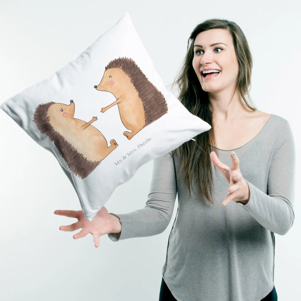 40x40 Kissen Igel Liebe Mikrofaser Kissen, Kissen 40x40, microfaser kopfkissen, Polsterkissen, Couchkissen, Kopfkissen 40x40, sofa kissen, wohnzimmer kissen, Kissen, deko kissen, kuschel kissen, Motivkissen, Dekokissen, couch kissen, Dekokissen 40x40, Sofakissen 40x40, kissen für sofa, couchkissen 40x40, kissen mikrofaser, kissen 40 x 40, kissen für couch, Kuschelkissen, microfaser sofakissen, Dekokissen Sofa, microfaser dekokissen, wurfkissen, zierkissen 40x40, 40 X 40 Kissen, microfaser zierkissen, 40x40 kissen, Sofakissen, Kopfkissen, Zierkissen, zier kissen, kuschelkissen 40x40, Freund, Liebe, Liebesgeschenk, Jahrestag, Verlobung, Partner, Ehemann, Ehefrau, Heiraten, Heiratsantrag, Hocheitstag, Freundin, Hochzeitstag, Geschenk, Verheiratet, Verliebt, Verlobt, Liebesbeweis, Igel, Hochzeit