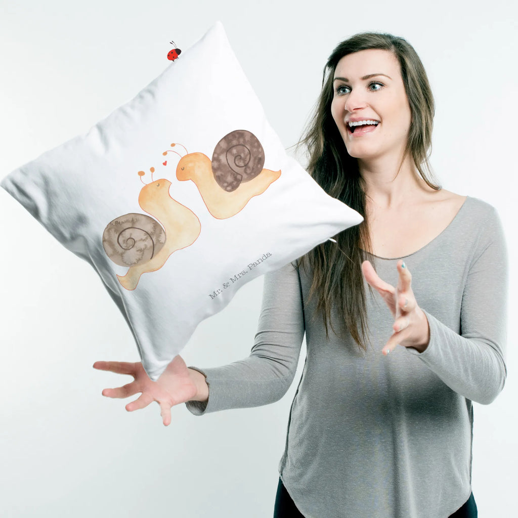 Cushion Snails in love Sofakissen, Zierkissen, Kissenbezüge, Dekokissen Sofa, Kopfkissen, Kissen 40x40, Kissenhülle, Kopfkissen 40x40, Dekokissen 40x40, sitzkissen, Sofakissen 40x40, Motivkissen, sofakissen, Kissen, Couchkissen, Kissenbezug 40x40, Dekokissen, Kissen 40x40 Waschbar, Kissenhülle 40x40, Liebe, Partner, Freund, Freundin, Ehemann, Ehefrau, Heiraten, Verlobung, Heiratsantrag, Liebesgeschenk, Jahrestag, Hocheitstag