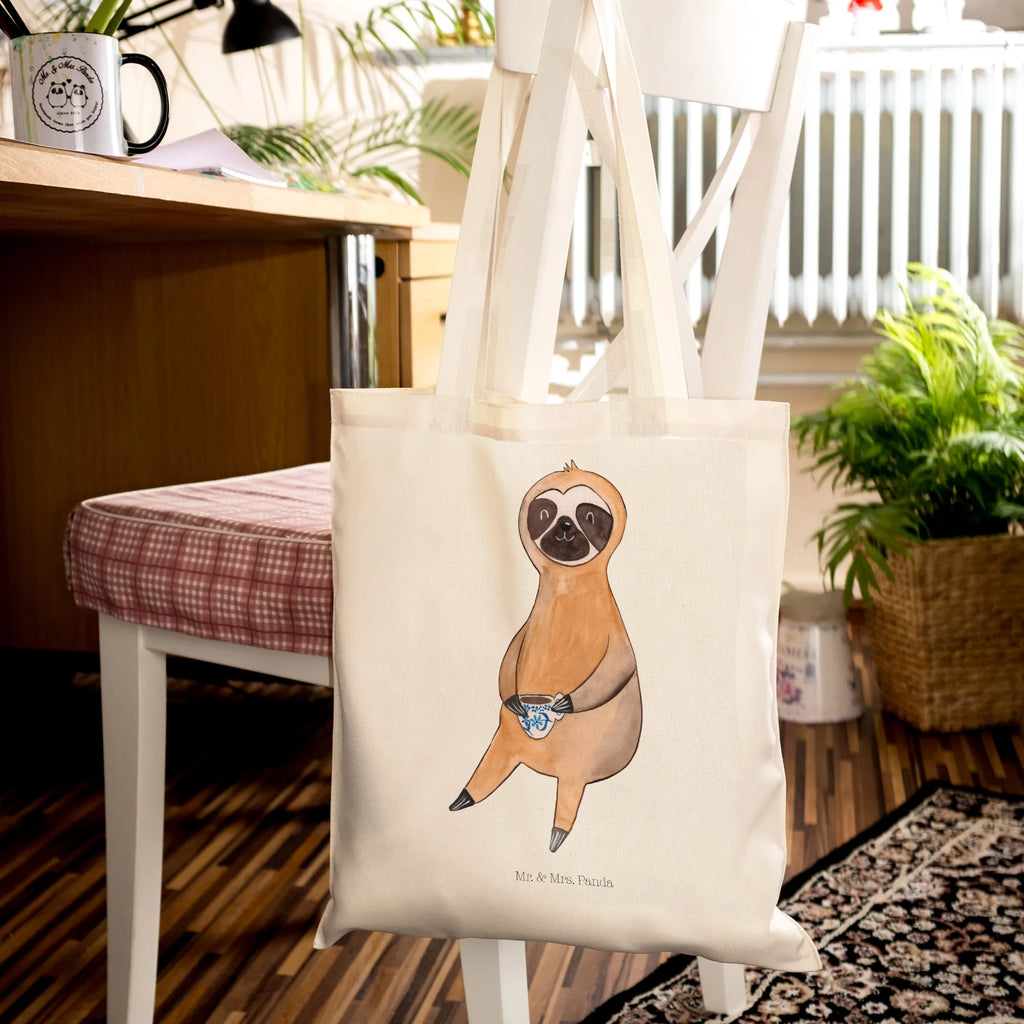 Tote bag sloth Coffee umhängetasche baumwolle, beutel baumwolle, Beutel, schulterbeutel, Baumwoll-Tragetasche, tragetasche baumwolle, baumwoll shopper, Tüte, einkaufsshopper, Unitasche, Schulbeutel, Jutetasche, Baumwoll-Shopper, Baumwollbeutel, Freizeittasche, Laptoptasche, Tote Bag, schultertasche baumwolle, tragbeutel, stofftasche baumwolle, Shopper, freizeitbeutel, Einkaufstasche, einkaufstasche baumwolle, textiltasche, Stoffbeutel, Tasche, stoff shopper, Schultertasche, Baumwolltasche, Stoff-Tragetasche, tasche baumwolle, Einkaufstüte, canvas tasche, Umhängetasche, totebag, Alltagstasche, Uni Tasche, Büchertasche, Schultasche, Tragetasche, universaltasche, dokumententasche, festivaltasche, Einkaufsbeutel, studententasche, henkeltasche baumwolle, campus tasche, umhängebeutel, Jutebeutel, textilbeutel, Henkeltasche, Stofftasche, festival tasche, Strandtasche, Shopping Tasche, Faultier Deko, Faultier, Faultier Geschenk, Kaffeetasse, Kaffeegetränk, faul, Morgenmuffel, Coffee, Lieblingstier, Erster Kaffee, Genießer, Frühaufsteher, Kaffee, Faultiere