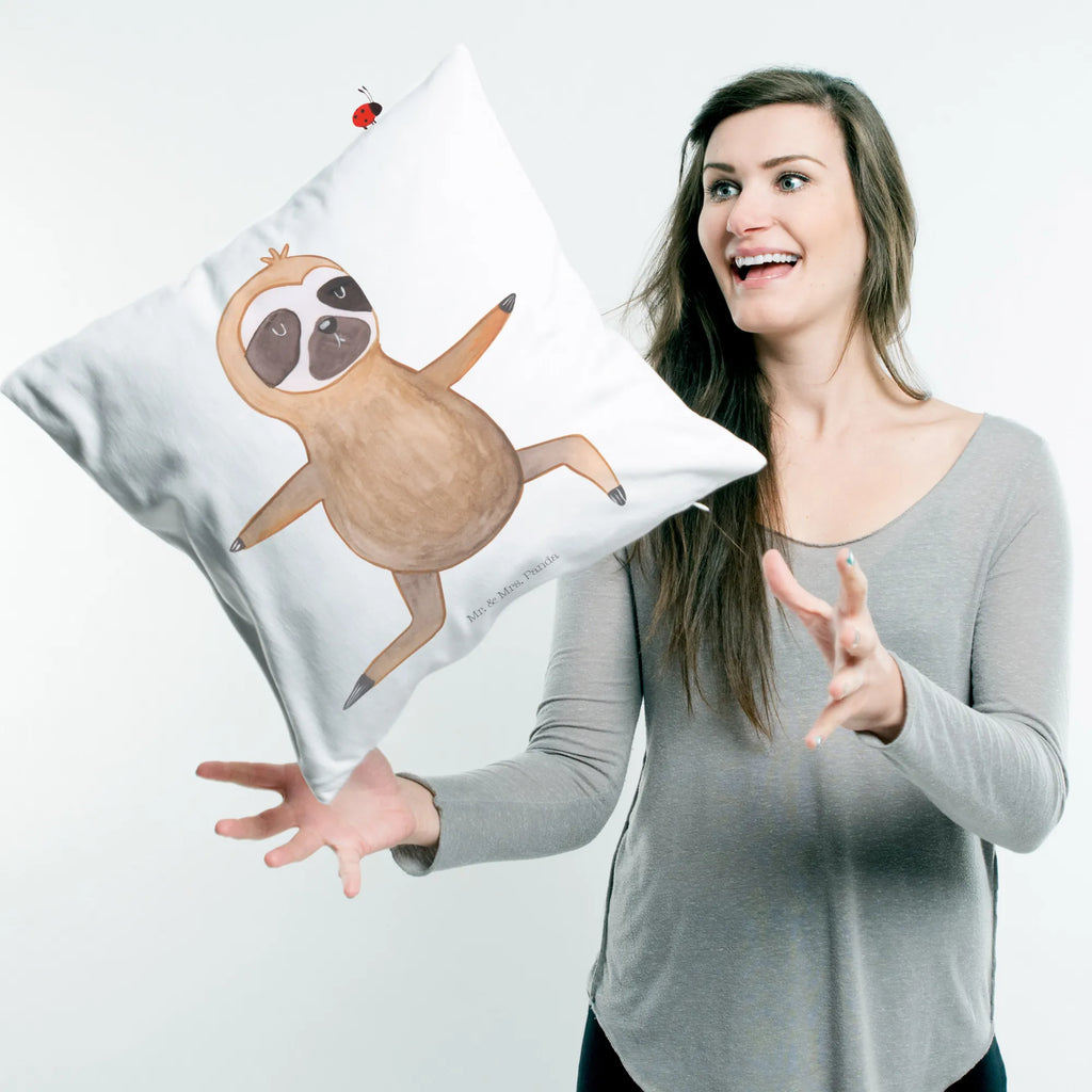 Cushion sloth yoga Sofakissen, Zierkissen, microfaser zierkissen, microfaser sofakissen, Kissen 40x40, couchkissen 40x40, zierkissen 40x40, kissen 40 x 40, Polsterkissen, microfaser dekokissen, kissen mikrofaser, wurfkissen, wohnzimmer kissen, Dekokissen 40x40, Kuschelkissen, Kopfkissen, microfaser kopfkissen, zier kissen, kissen für sofa, kissen für couch, 40 X 40 Kissen, Dekokissen, deko kissen, Motivkissen, couch kissen, Kopfkissen 40x40, kuschel kissen, Couchkissen, kuschelkissen 40x40, sofa kissen, Sofakissen 40x40, Dekokissen Sofa, Kissen, 40x40 kissen, Mikrofaser Kissen, Faultier, Faultier Geschenk, Faultier Deko, Atmung, Meditation, Namaste, Gelassenheit, Yogaübungen, Lieblingstier, Entspannung, Faultiere, faul, Yoga, Krieger