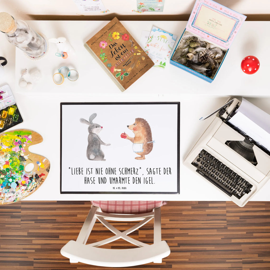 Desk pad Hare Hedgehog Schreibwaren, Bürobedarf, Schreibtisch Unterlagen, Schreibtischunterlage Groß, Schreibtischauflage, Büroartikel, Schreibunterlage, Tiermotive, Gute Laune, lustige Sprüche, Tiere, Liebe Spruch, Trösten, Herzschmerz, Trennungsschmerz, Igel, Spruch romantisch, Hase, Liebeskummer Geschenk, Igel und Hase