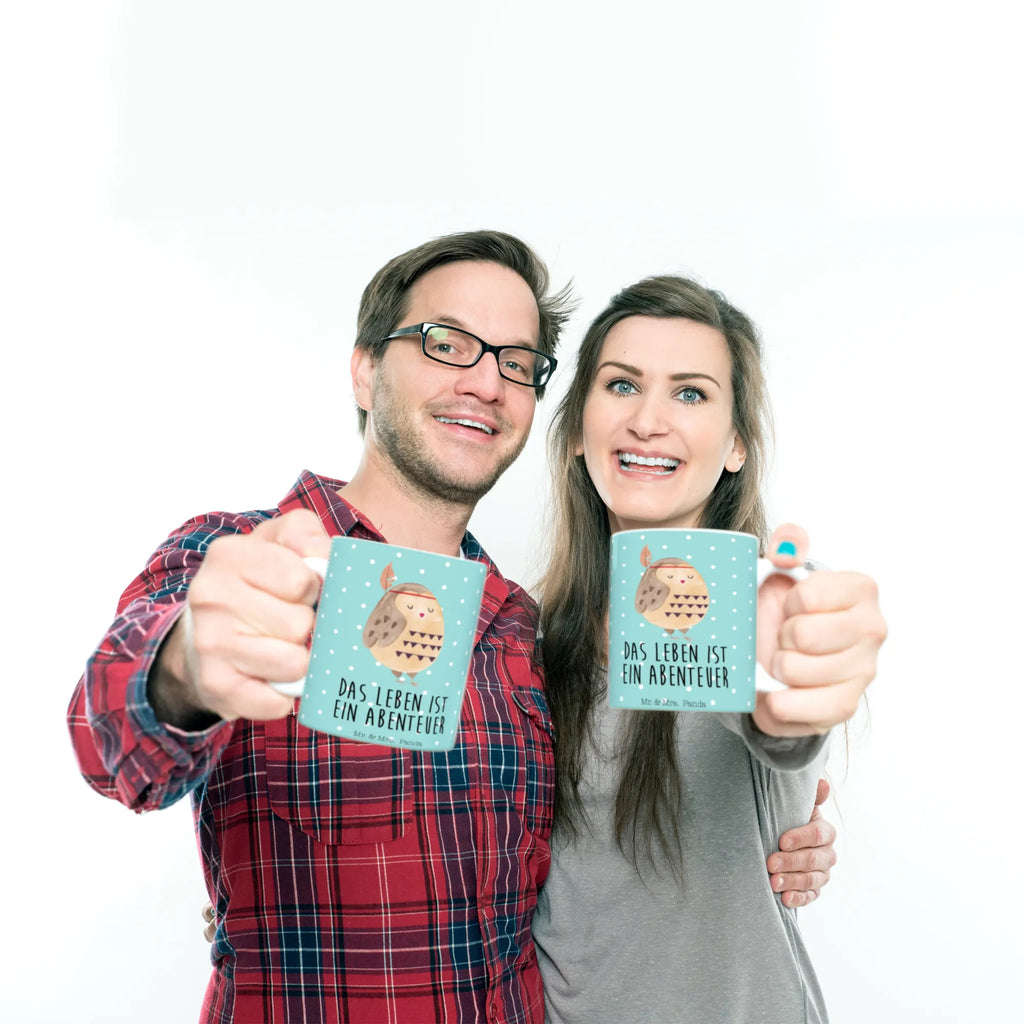 Tasse Eule Federschmuck Henkeltasse, kaffeetasse bedruckt, milchkaffeetasse, Teepott, Kaffeepott, Teebecher, statement tasse, tasse für kaffee, Dekotasse, Keramiktasse, kaffeetasse keramik, haferl, Geschenktasse, Bürotasse, Sprüchetasse, design tasse, Kaffeebecher, Mug, Teetasse, Becher, Trinkbecher, Designtasse, Motivtasse, Henkelbecher, tasse für büro, Tasse mit Spruch, heißgetränkebecher, Frühstücksbecher, Bedruckte Tasse, kaffeebecher bedruckt, Keramikbecher, Tasse, Frühstückstasse, Kaffeetasse, Coffee Mug, Bürobecher, hochwertige tasse, Kakaotasse, Trinktasse, kaffeebecher keramik, Tasse mit Motiv, Pott, schöne tasse, Eule, Federschmuck, Dekoration, Owl, Das Leben Ist Ein Abenteuer, Reisespruch, Eule Deko