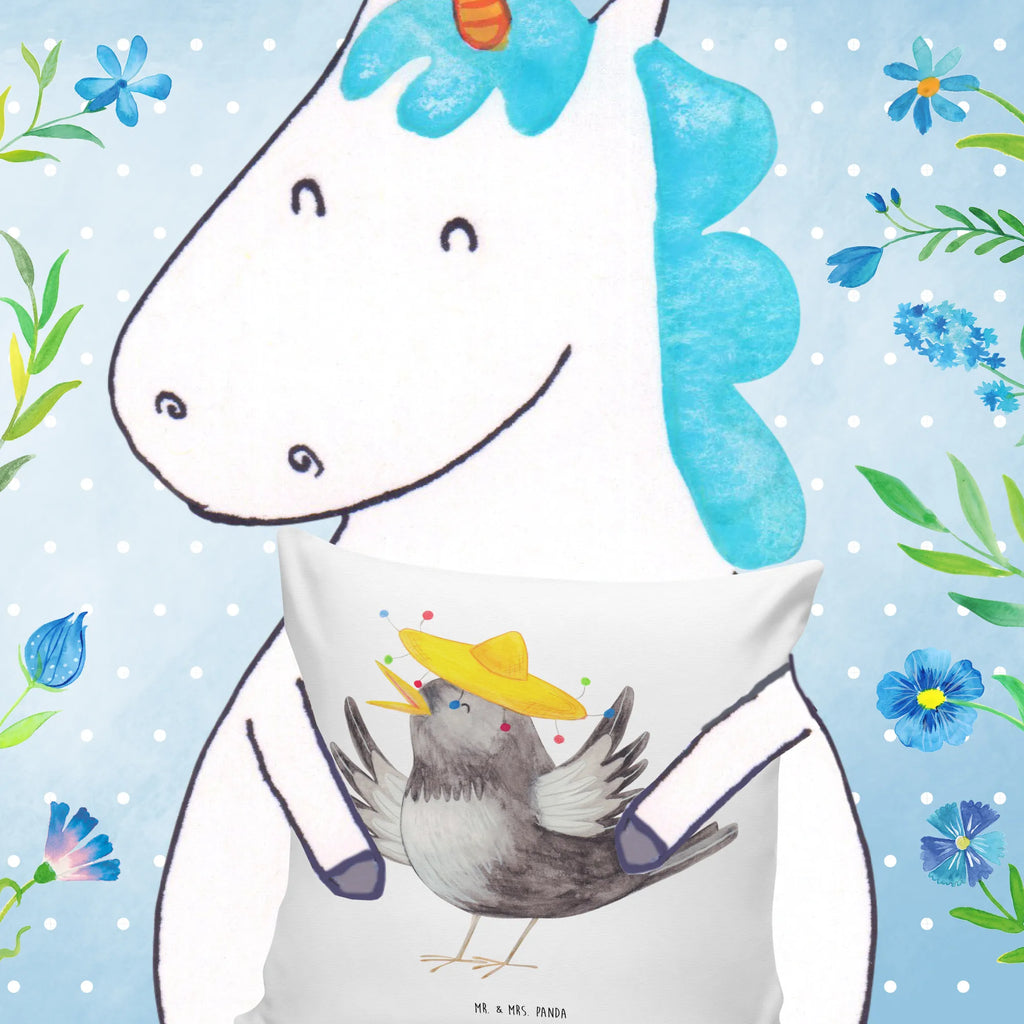 40x40 Kissen Rabe Sombrero Sofakissen 40x40, zierkissen 40x40, Motivkissen, kissen mikrofaser, microfaser kopfkissen, deko kissen, couchkissen 40x40, kuschelkissen 40x40, Kissen, kissen für couch, kissen 40 x 40, Polsterkissen, Kissen 40x40, zier kissen, Dekokissen, 40 X 40 Kissen, Zierkissen, couch kissen, sofa kissen, Kuschelkissen, 40x40 kissen, Dekokissen Sofa, microfaser zierkissen, Mikrofaser Kissen, Kopfkissen 40x40, wurfkissen, Dekokissen 40x40, Couchkissen, microfaser dekokissen, Sofakissen, microfaser sofakissen, kissen für sofa, kuschel kissen, wohnzimmer kissen, Kopfkissen, Gute Laune, Tiermotive, Tiere, Lustige Sprüche, Elster, Vogel, Rabe, Vögel, Froh, Motivation, Spruch Positiv, Glück Spruch, Fröhlich sein, glücklich sein