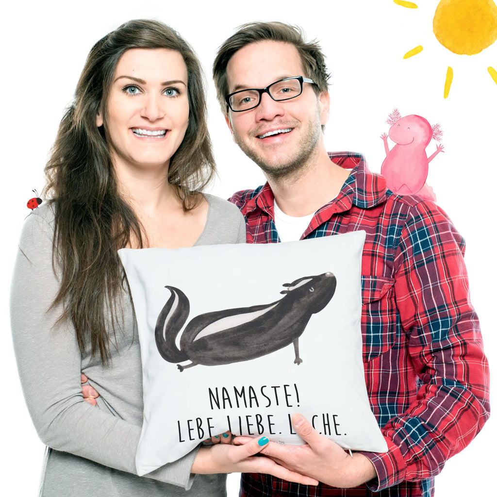 40x40 poduszka skunks Joga 40x40 kissen, kuschelkissen 40x40, microfaser sofakissen, Zierkissen, Couchkissen, Kopfkissen, Motivkissen, wohnzimmer kissen, Sofakissen, Polsterkissen, kissen mikrofaser, 40 X 40 Kissen, Dekokissen 40x40, sofa kissen, Kopfkissen 40x40, Mikrofaser Kissen, Dekokissen Sofa, zierkissen 40x40, deko kissen, microfaser dekokissen, microfaser zierkissen, zier kissen, Kissen 40x40, kuschel kissen, Sofakissen 40x40, couch kissen, kissen für sofa, Dekokissen, Kuschelkissen, kissen 40 x 40, kissen für couch, Kissen, microfaser kopfkissen, wurfkissen, couchkissen 40x40, Stinktier, Skunk, Lache, Liebe, Wildtier, Yoga, Stinki, Lebe, Namaste, Raubtier, Stinker