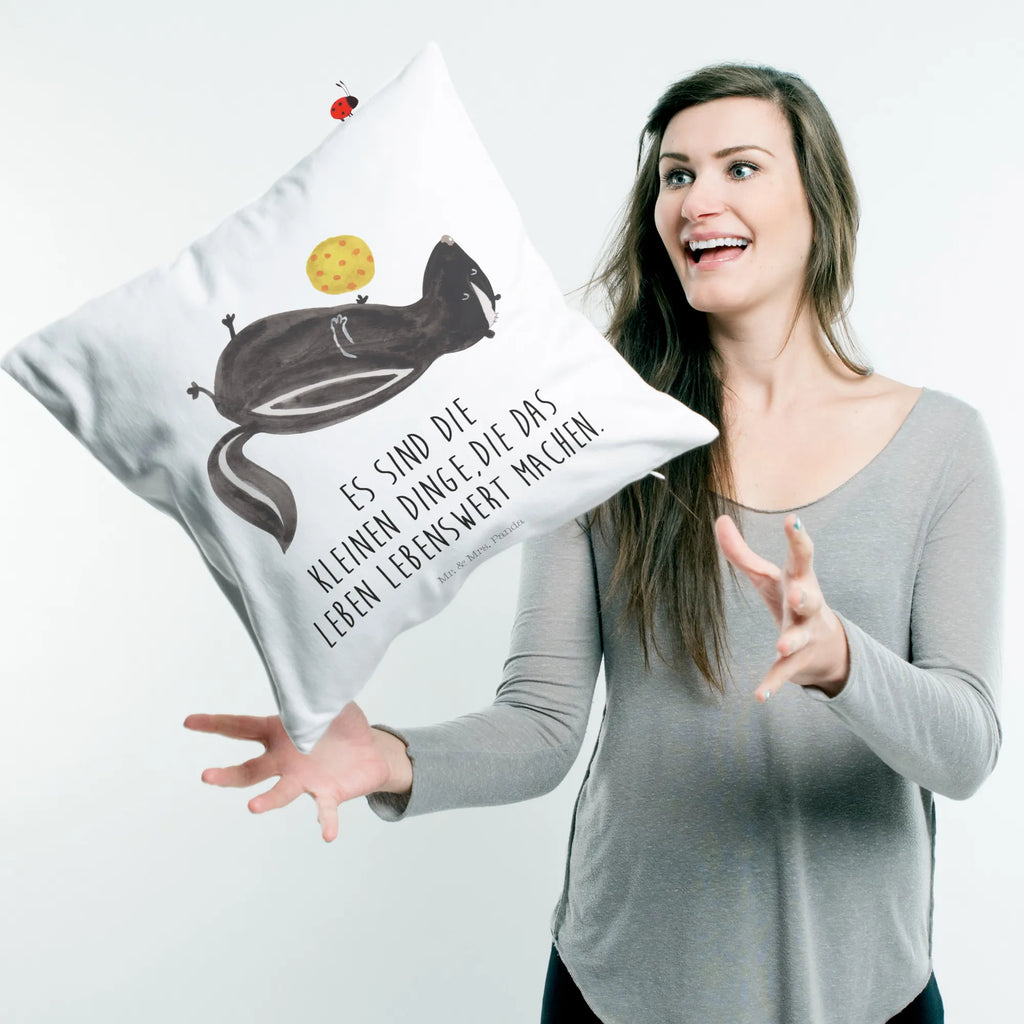 Cushion skunk ball Dekokissen Sofa, microfaser sofakissen, kissen für sofa, couch kissen, deko kissen, microfaser dekokissen, sofa kissen, Kissen 40x40, Sofakissen 40x40, kuschel kissen, 40 X 40 Kissen, Polsterkissen, microfaser kopfkissen, 40x40 kissen, couchkissen 40x40, Dekokissen 40x40, Kopfkissen, kissen mikrofaser, Kuschelkissen, Motivkissen, zier kissen, Zierkissen, kissen 40 x 40, kissen für couch, Mikrofaser Kissen, Sofakissen, Kissen, Dekokissen, Couchkissen, zierkissen 40x40, wohnzimmer kissen, kuschelkissen 40x40, wurfkissen, Kopfkissen 40x40, microfaser zierkissen, Skunk, Stinktier, Wildtier, Weisheit, Stinki, Stinker, Verspielt, Raubtier