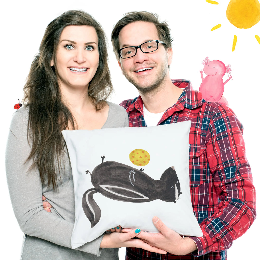 Cushion skunk ball Dekokissen Sofa, microfaser sofakissen, kissen für sofa, couch kissen, deko kissen, microfaser dekokissen, sofa kissen, Kissen 40x40, Sofakissen 40x40, kuschel kissen, 40 X 40 Kissen, Polsterkissen, microfaser kopfkissen, 40x40 kissen, couchkissen 40x40, Dekokissen 40x40, Kopfkissen, kissen mikrofaser, Kuschelkissen, Motivkissen, zier kissen, Zierkissen, kissen 40 x 40, kissen für couch, Mikrofaser Kissen, Sofakissen, Kissen, Dekokissen, Couchkissen, zierkissen 40x40, wohnzimmer kissen, kuschelkissen 40x40, wurfkissen, Kopfkissen 40x40, microfaser zierkissen, Skunk, Stinktier, Wildtier, Weisheit, Stinki, Stinker, Verspielt, Raubtier