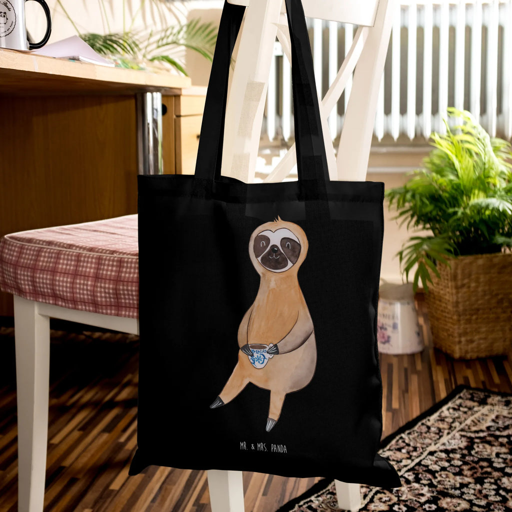 Tote bag sloth Coffee umhängetasche baumwolle, beutel baumwolle, Beutel, schulterbeutel, Baumwoll-Tragetasche, tragetasche baumwolle, baumwoll shopper, Tüte, einkaufsshopper, Unitasche, Schulbeutel, Jutetasche, Baumwoll-Shopper, Baumwollbeutel, Freizeittasche, Laptoptasche, Tote Bag, schultertasche baumwolle, tragbeutel, stofftasche baumwolle, Shopper, freizeitbeutel, Einkaufstasche, einkaufstasche baumwolle, textiltasche, Stoffbeutel, Tasche, stoff shopper, Schultertasche, Baumwolltasche, Stoff-Tragetasche, tasche baumwolle, Einkaufstüte, canvas tasche, Umhängetasche, totebag, Alltagstasche, Uni Tasche, Büchertasche, Schultasche, Tragetasche, universaltasche, dokumententasche, festivaltasche, Einkaufsbeutel, studententasche, henkeltasche baumwolle, campus tasche, umhängebeutel, Jutebeutel, textilbeutel, Henkeltasche, Stofftasche, festival tasche, Strandtasche, Shopping Tasche, Faultier Deko, Faultier, Faultier Geschenk, Kaffeetasse, Kaffeegetränk, faul, Morgenmuffel, Coffee, Lieblingstier, Erster Kaffee, Genießer, Frühaufsteher, Kaffee, Faultiere