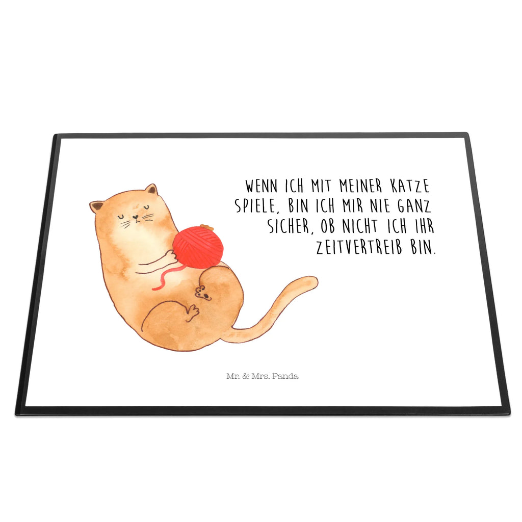 Desk pad Cat Wool Schreibunterlage, Schreibtischauflage, Schreibtischunterlage Groß, Schreibtisch Unterlagen, Bürobedarf, Büroartikel, Schreibwaren, Katze, Katzenmotiv, Katzenfan, Katzendeko, Katzenfreund, Katzenliebhaber, Katzenprodukte, Katzenartikel, Katzenaccessoires, Katzensouvenirs, Katzenliebhaberprodukte, Katzenmotive, Kater, Spiel, Katzenhalter, Cat, Katzen, verspielt, Spielen, Mietze, Katzenbesitzerin, Wolle, Cats, Haustier, Wollknäuel