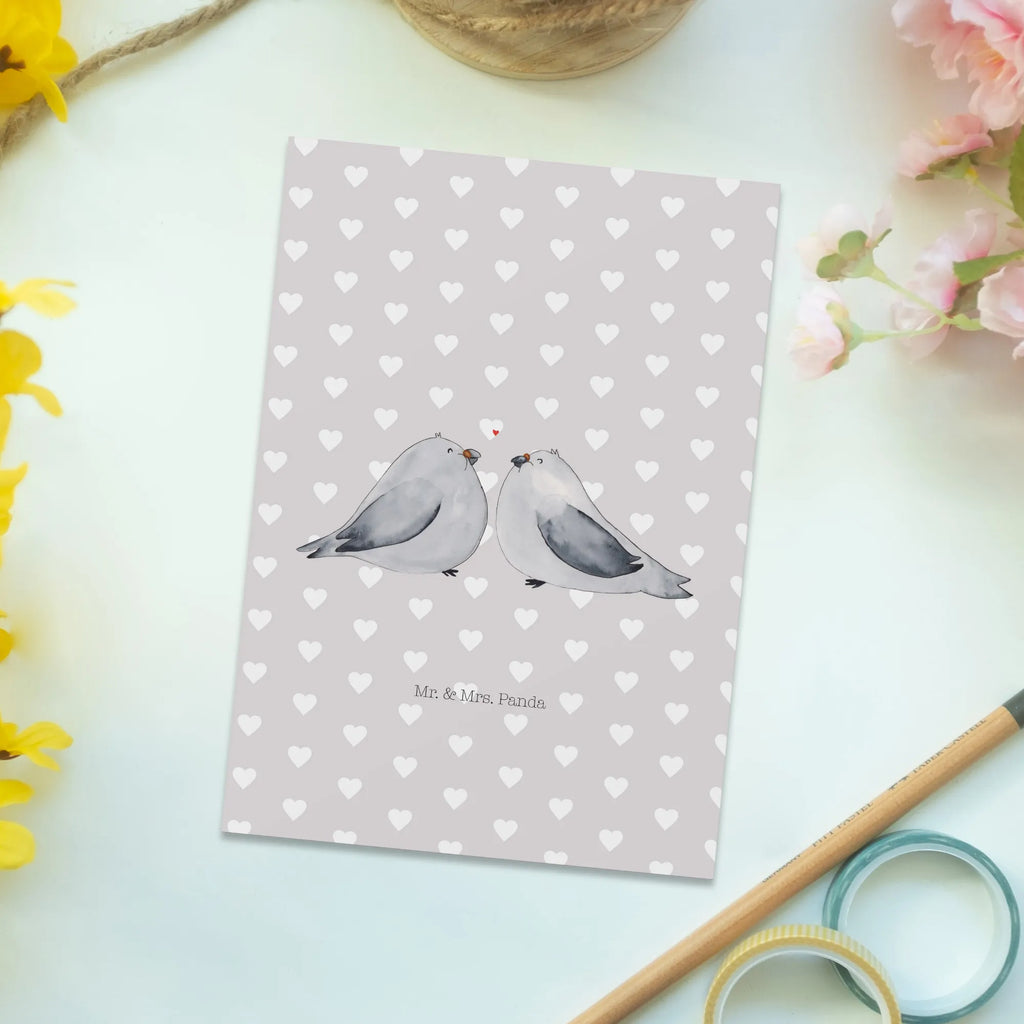 Pocztówka Gołębia miłość Ansichtskarten, Karte, Einladungskarten Geburtstag, Geburtstagskarte, Einladung Geburtstag, Einladungskarte, Postkarte, Grußkarte, Dankeskarte, Geschenkkarte, Ansichtskarte, Einladung, Liebe, Partner, Freund, Freundin, Ehemann, Ehefrau, Heiraten, Verlobung, Heiratsantrag, Liebesgeschenk, Jahrestag, Hocheitstag, Geschenk Freund, Geschenk Hochzeit, Verlobt, Verliebt, Tauben, Geschenk Freundin, Turteltauben, Turteltäubchen, Hochzeitstag, Liebesbeweis, Verheiratet