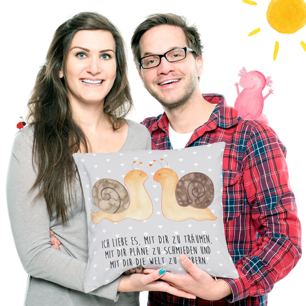 Cushion Snails in love Sofakissen, Zierkissen, Kissenbezüge, Dekokissen Sofa, Kopfkissen, Kissen 40x40, Kissenhülle, Kopfkissen 40x40, Dekokissen 40x40, sitzkissen, Sofakissen 40x40, Motivkissen, sofakissen, Kissen, Couchkissen, Kissenbezug 40x40, Dekokissen, Kissen 40x40 Waschbar, Kissenhülle 40x40, Liebe, Partner, Freund, Freundin, Ehemann, Ehefrau, Heiraten, Verlobung, Heiratsantrag, Liebesgeschenk, Jahrestag, Hocheitstag