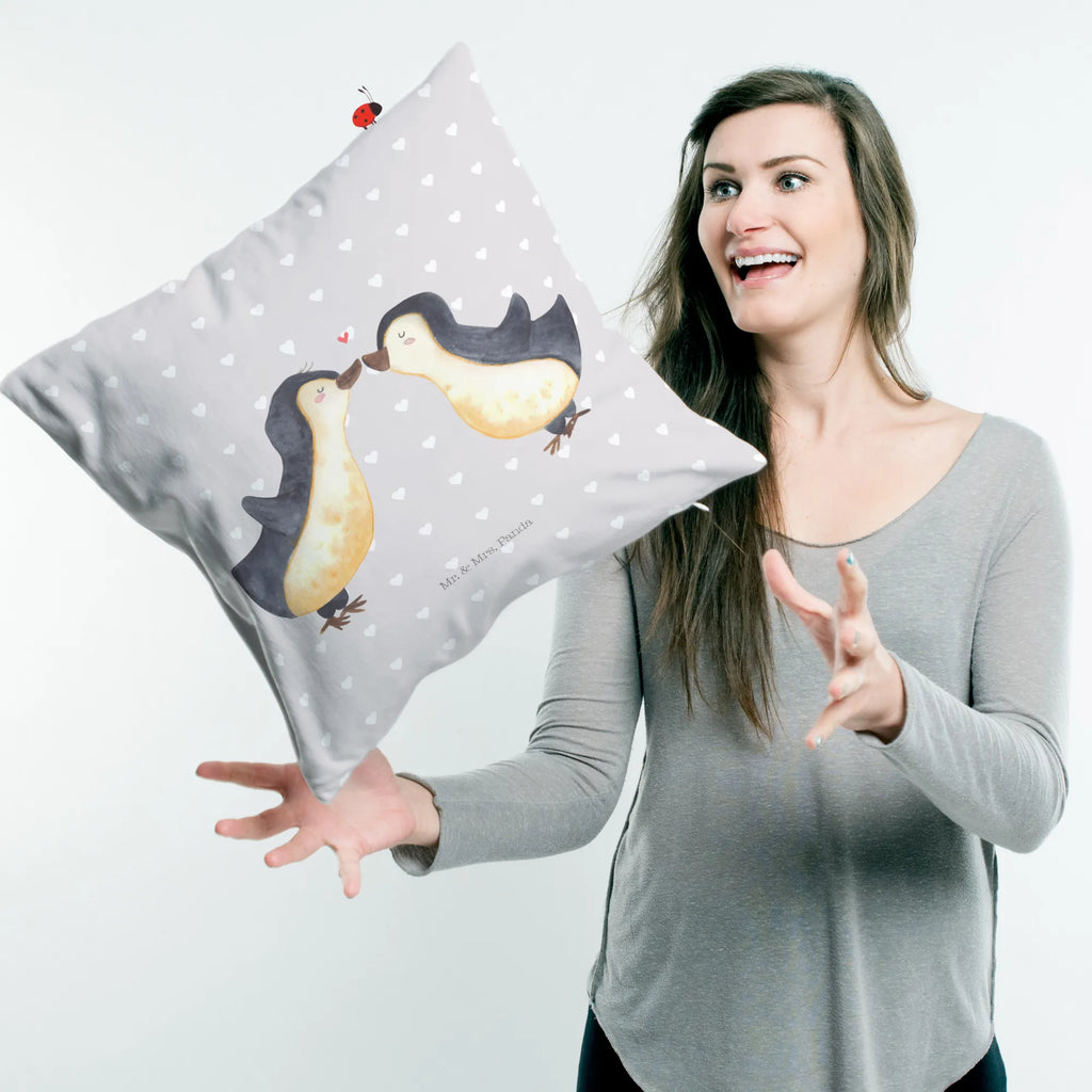 Cushion Penguins in love Sofakissen, Kissen 40x40, Kissen, sitzkissen, Dekokissen 40x40, sofakissen, Kissenbezüge, Kopfkissen 40x40, Dekokissen Sofa, Zierkissen, Dekokissen, Kissenhülle 40x40, Couchkissen, Kissenhülle, Kissenbezug 40x40, Kopfkissen, Motivkissen, Kissen 40x40 Waschbar, Sofakissen 40x40, Liebe, Partner, Freund, Freundin, Ehemann, Ehefrau, Heiraten, Verlobung, Heiratsantrag, Liebesgeschenk, Jahrestag, Hocheitstag, Liebesspruch, Hochzeit, Pinguin Paar, Geschenk Freund, Pinguin Liebe, Hochzeitstag, Gastgeschenk, Pärchen. Liebespaar, Pinguine, Liebesbeweis, Geschenkidee, Love, Paar, Pinguin, Verlobter, Verlobte, Pinguinpaar, Geschenk Freundin, Geschenk Hochzeitstag